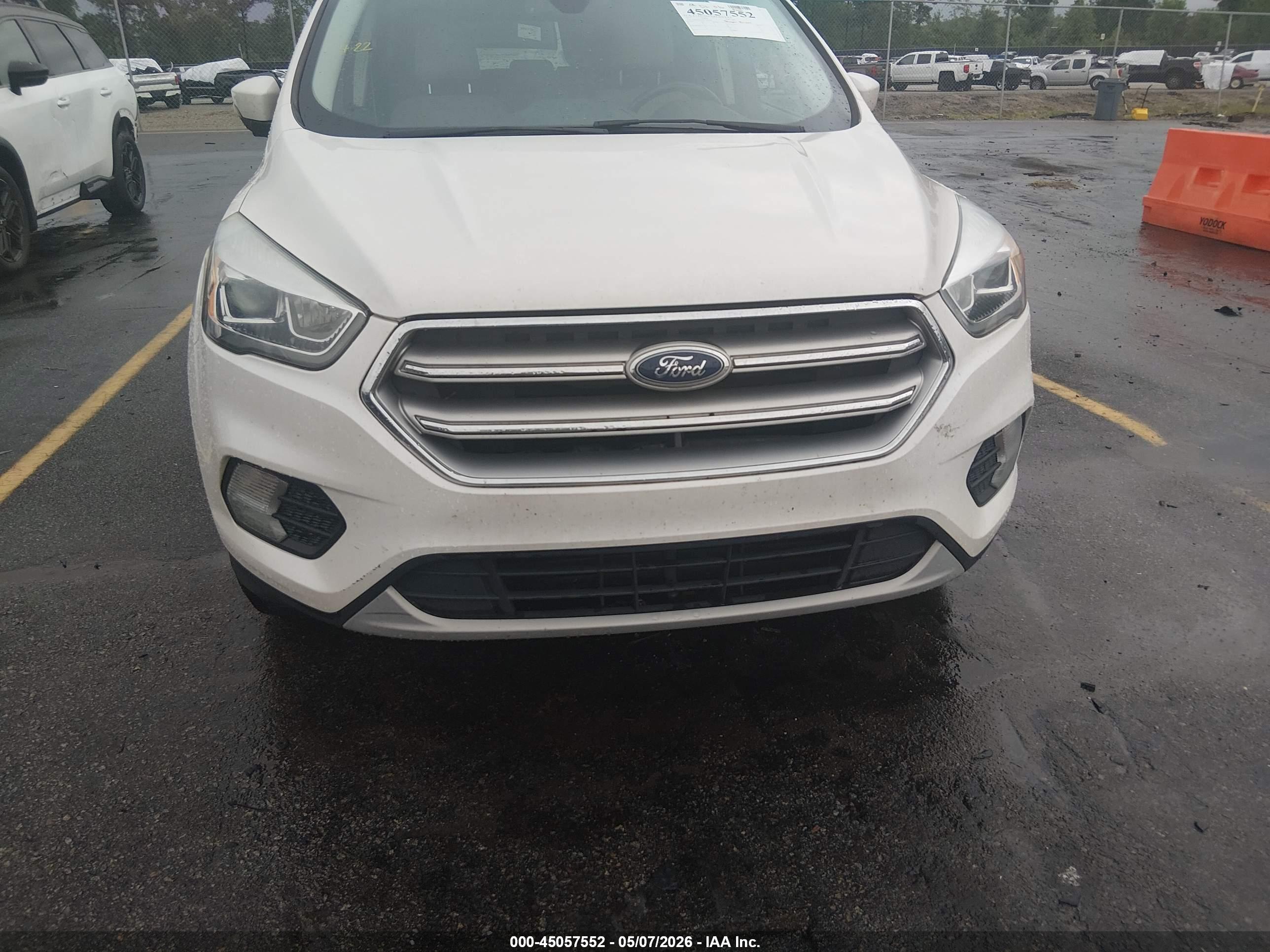 FORD ESCAPE image 6