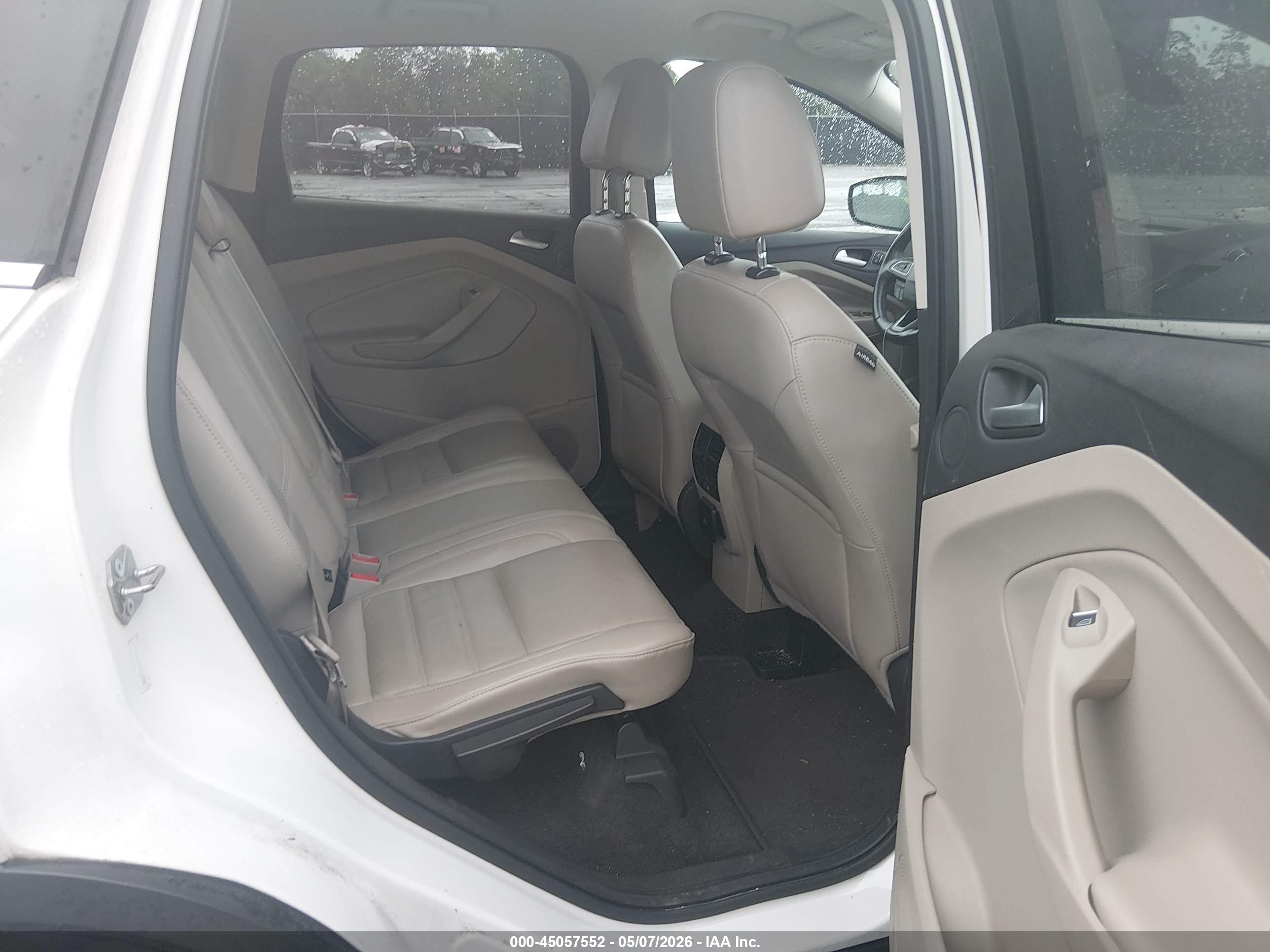 FORD ESCAPE image 8