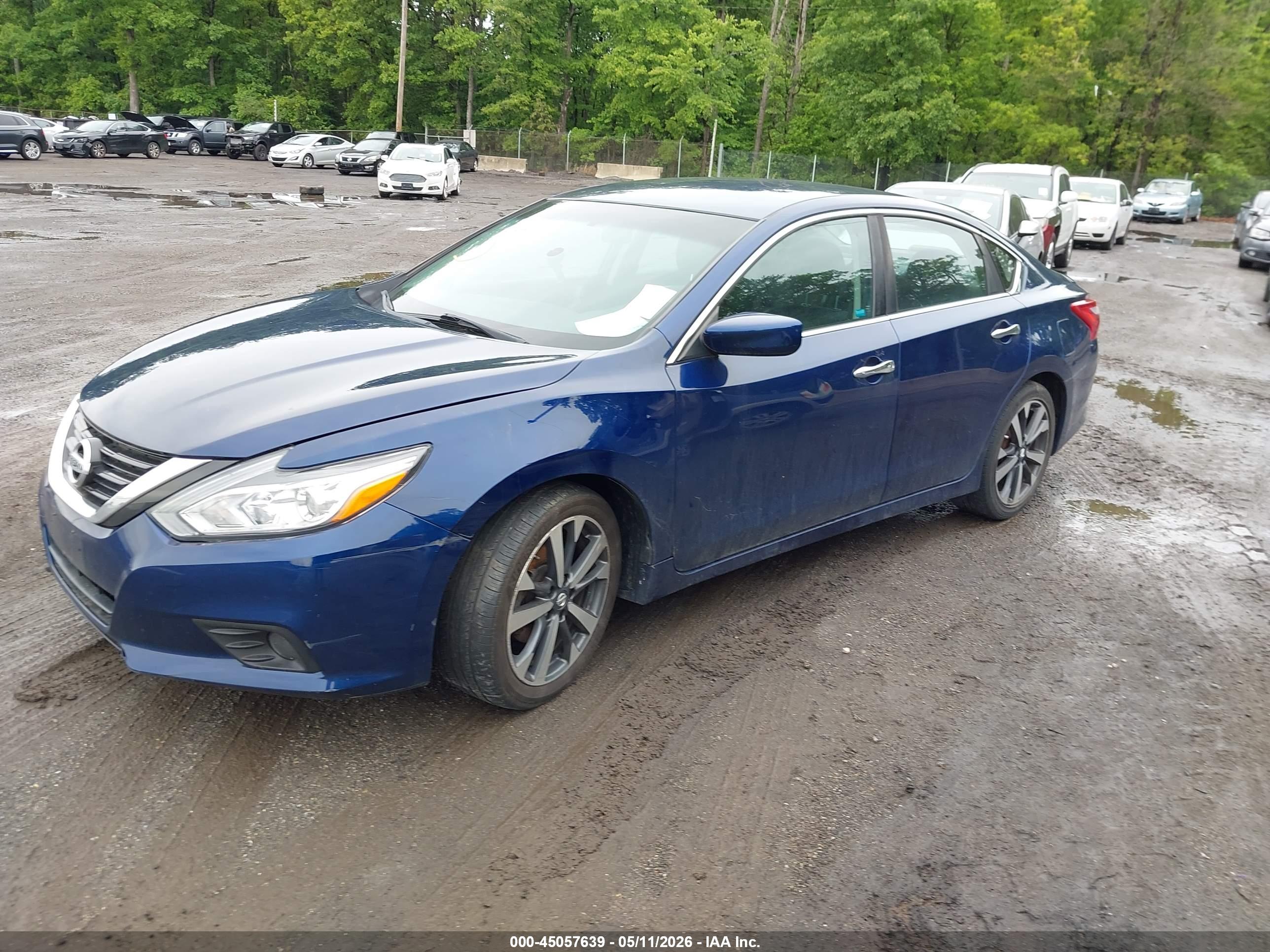 NISSAN ALTIMA image 2
