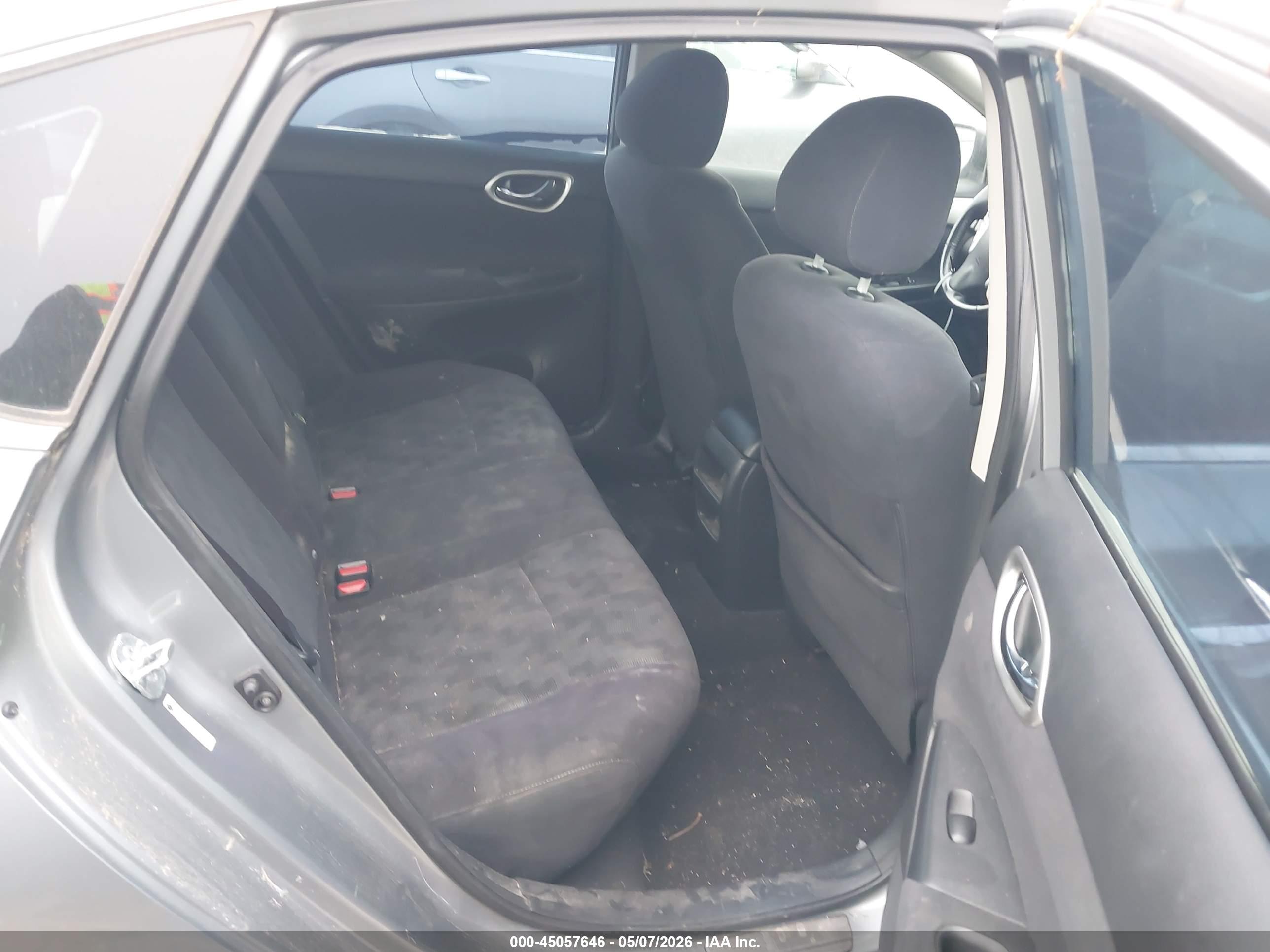 NISSAN SENTRA image 8