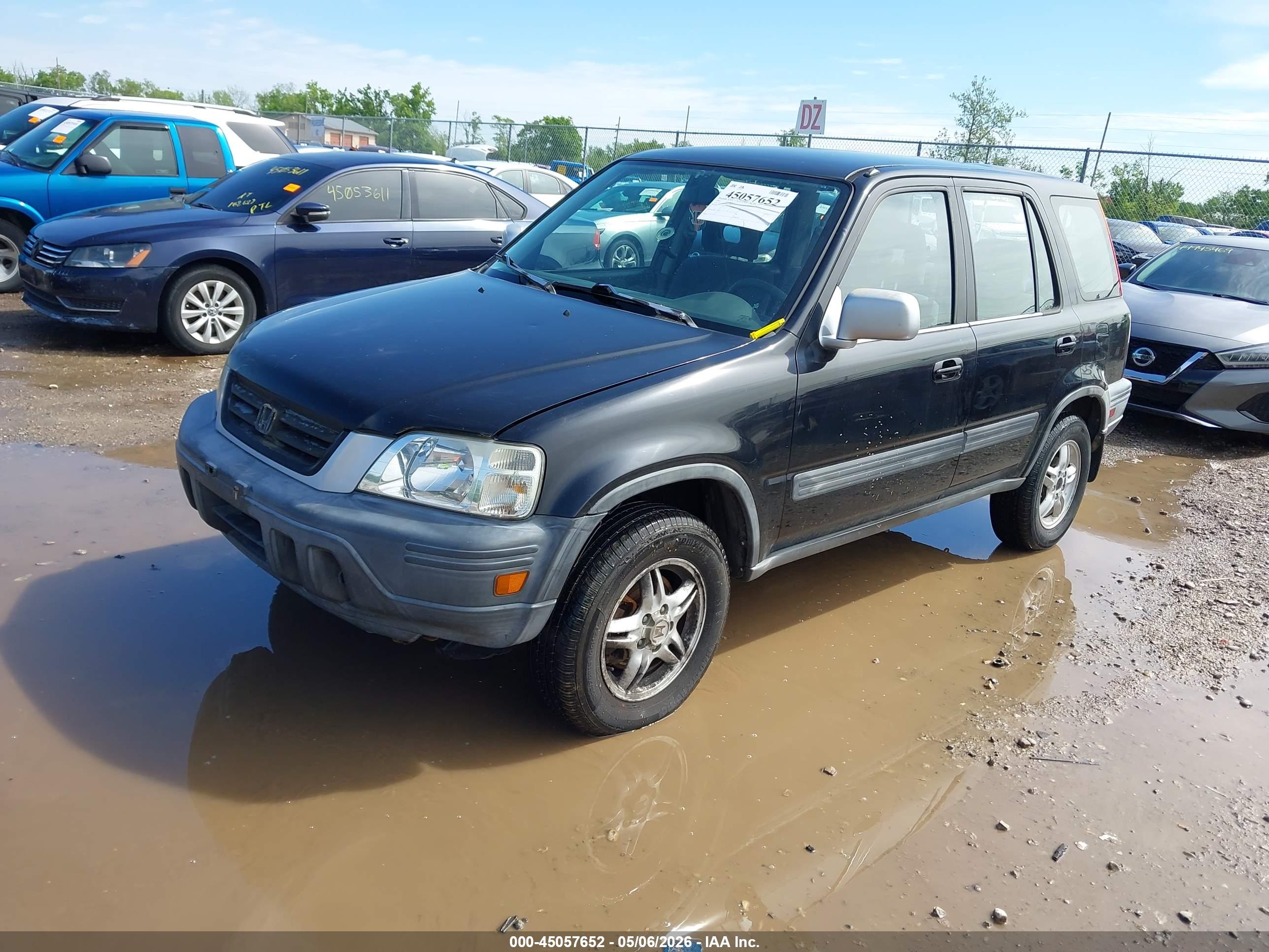 HONDA CR-V image 2