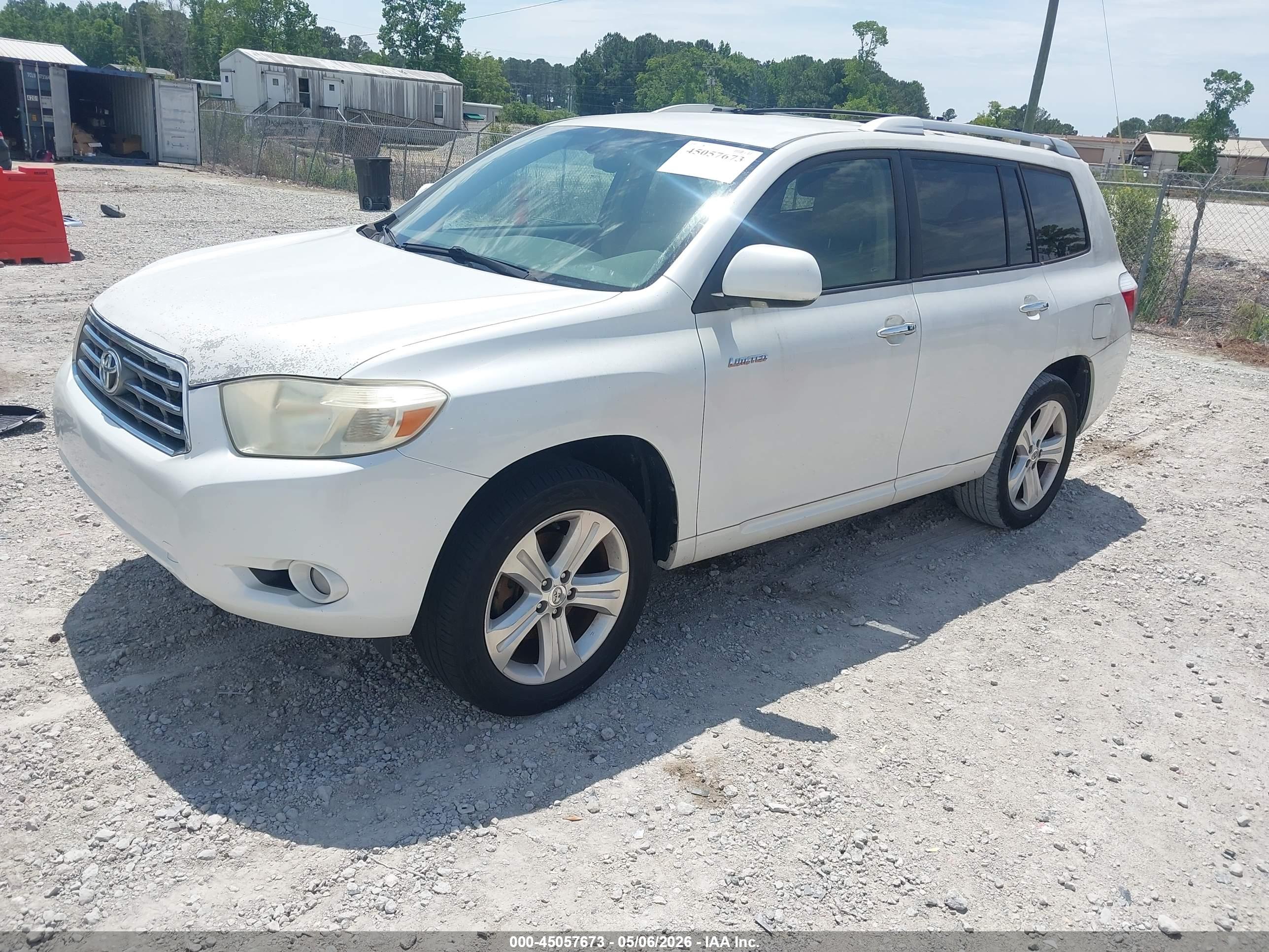 TOYOTA HIGHLANDER image 2