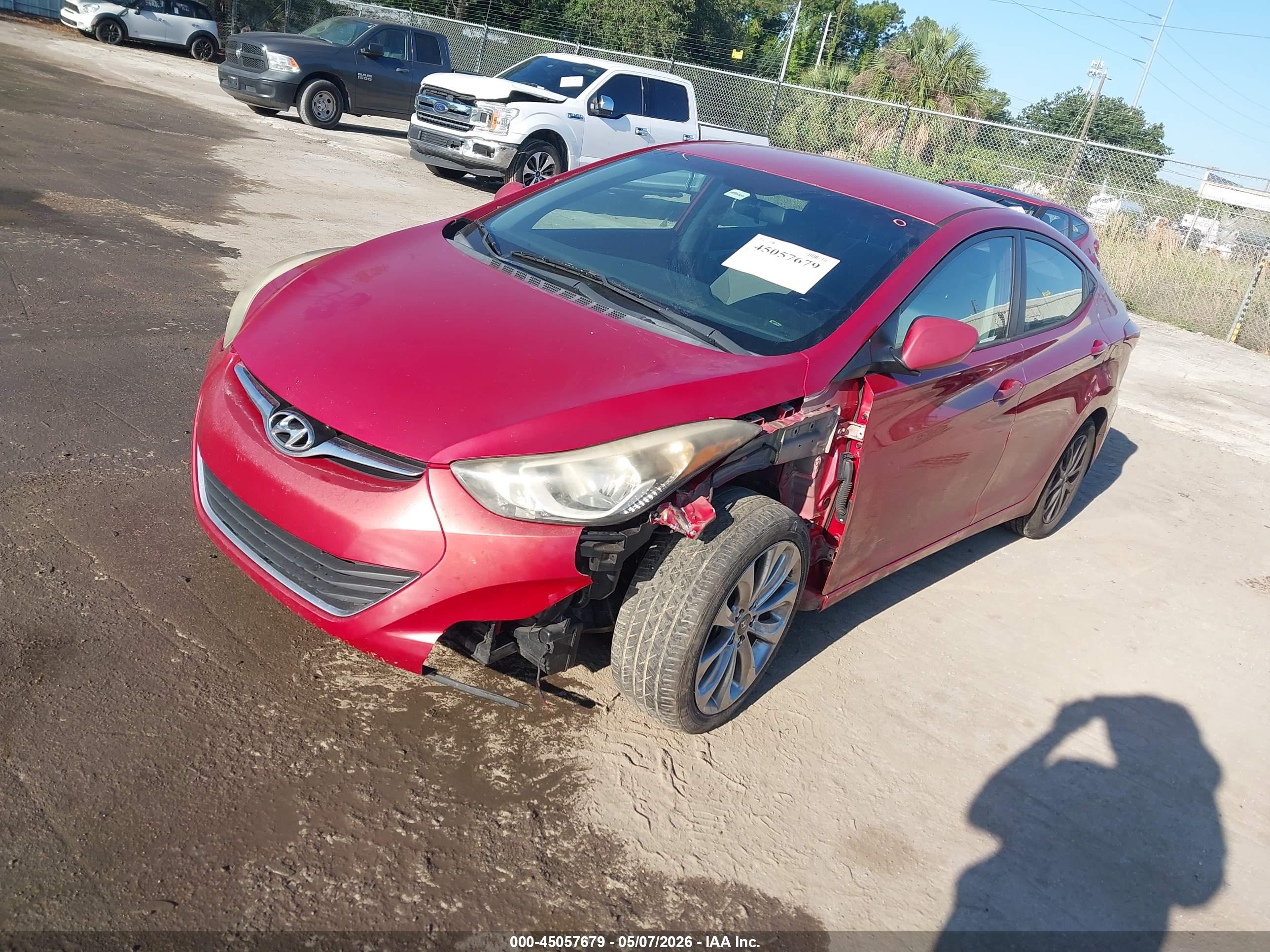 HYUNDAI ELANTRA image 2