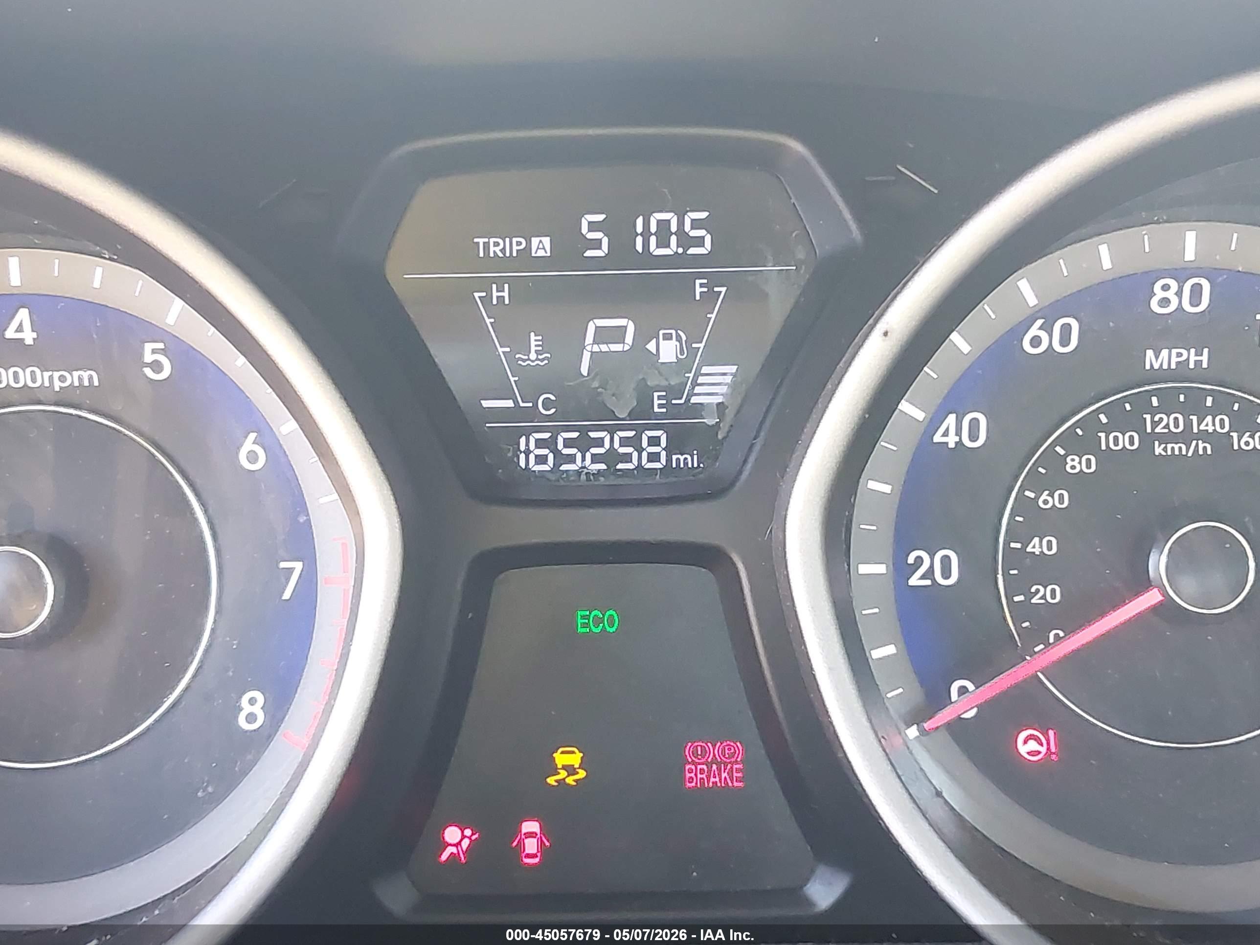 HYUNDAI ELANTRA image 7