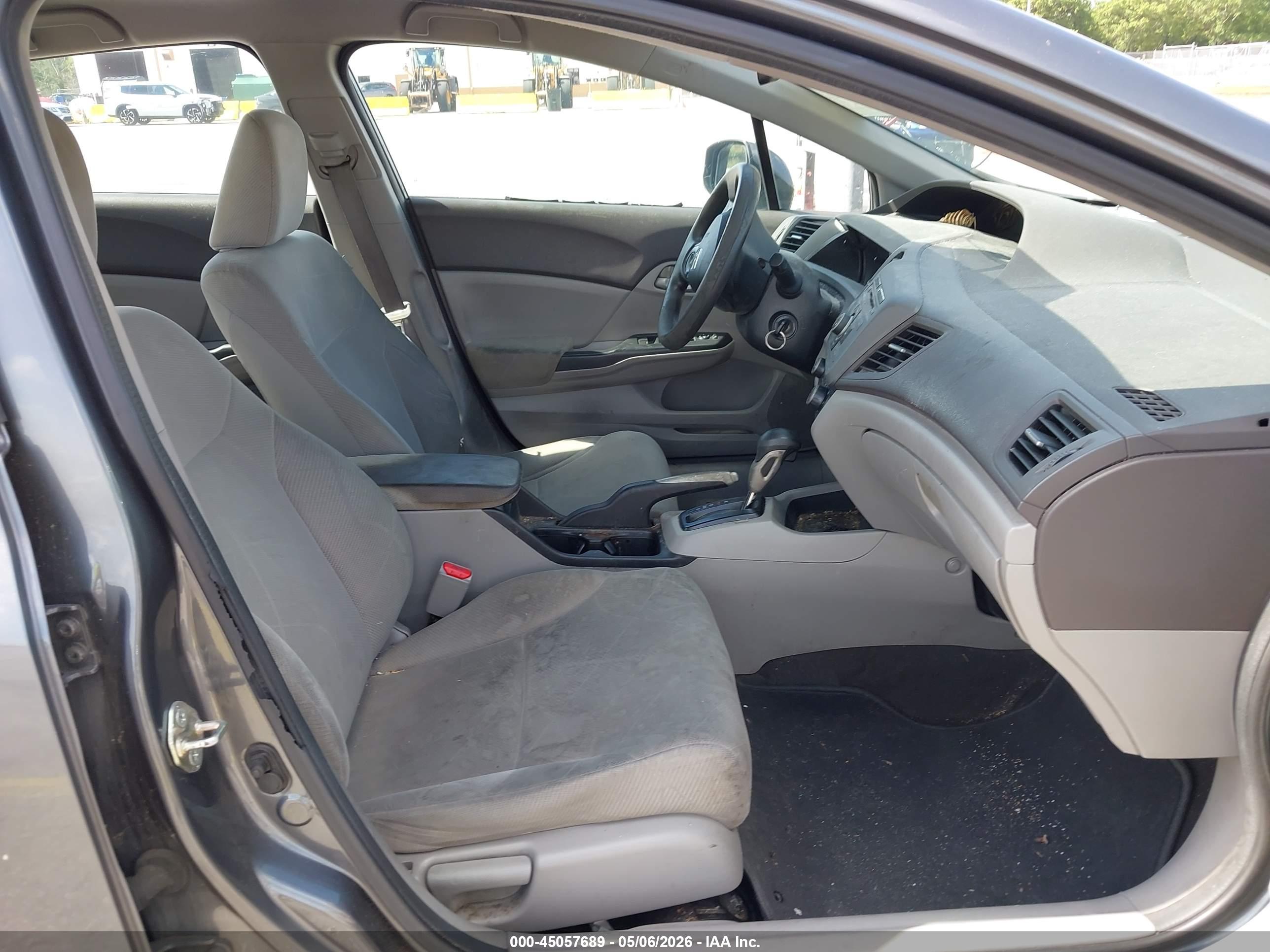 HONDA CIVIC image 5