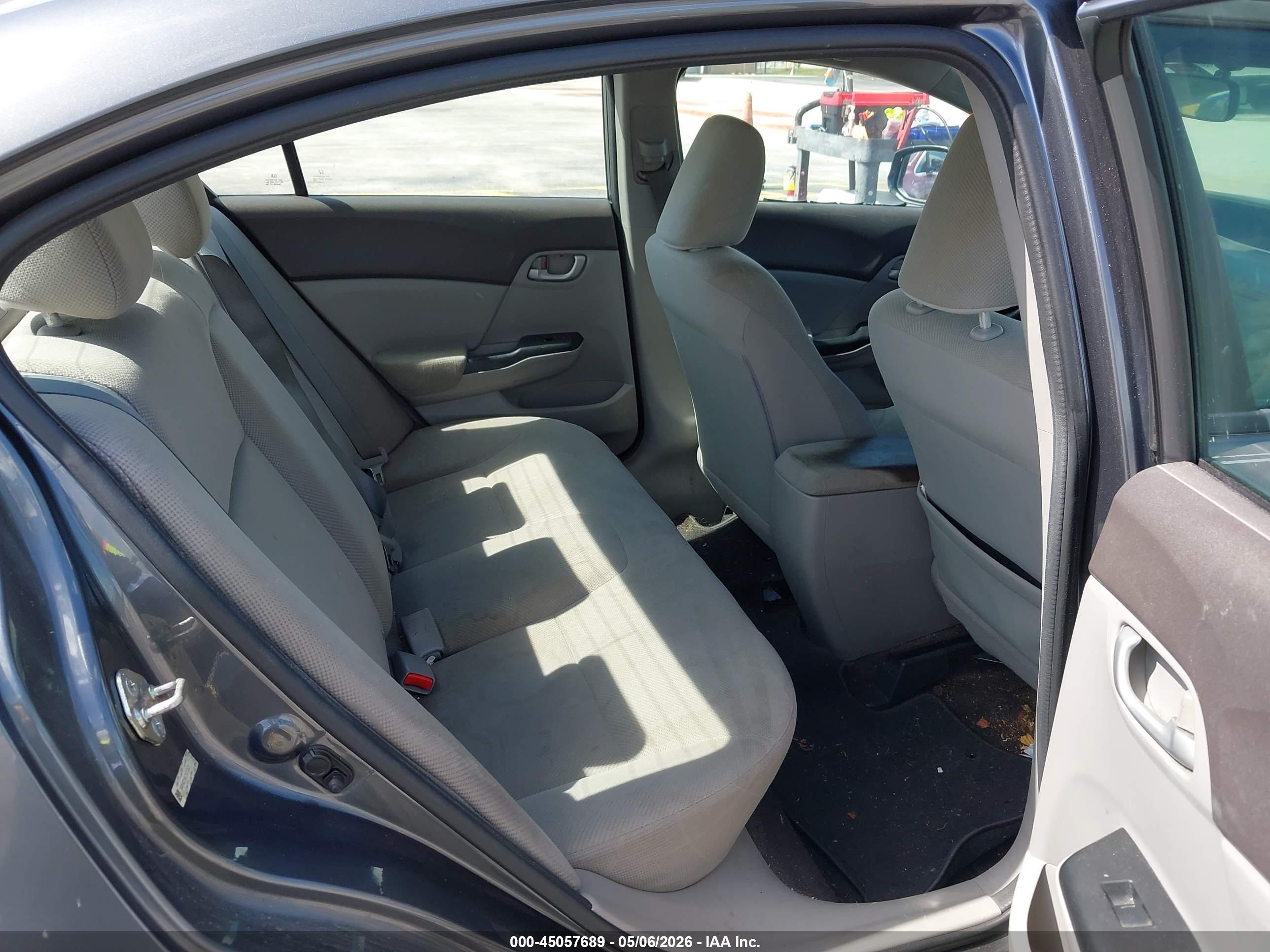 HONDA CIVIC image 8