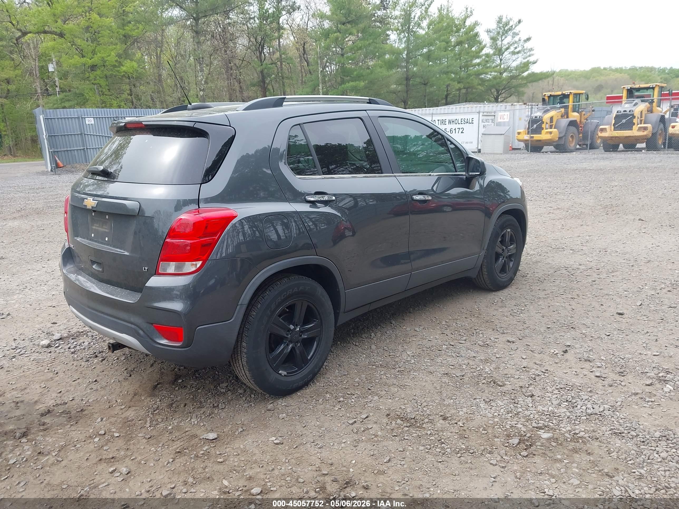 CHEVROLET TRAX image 4