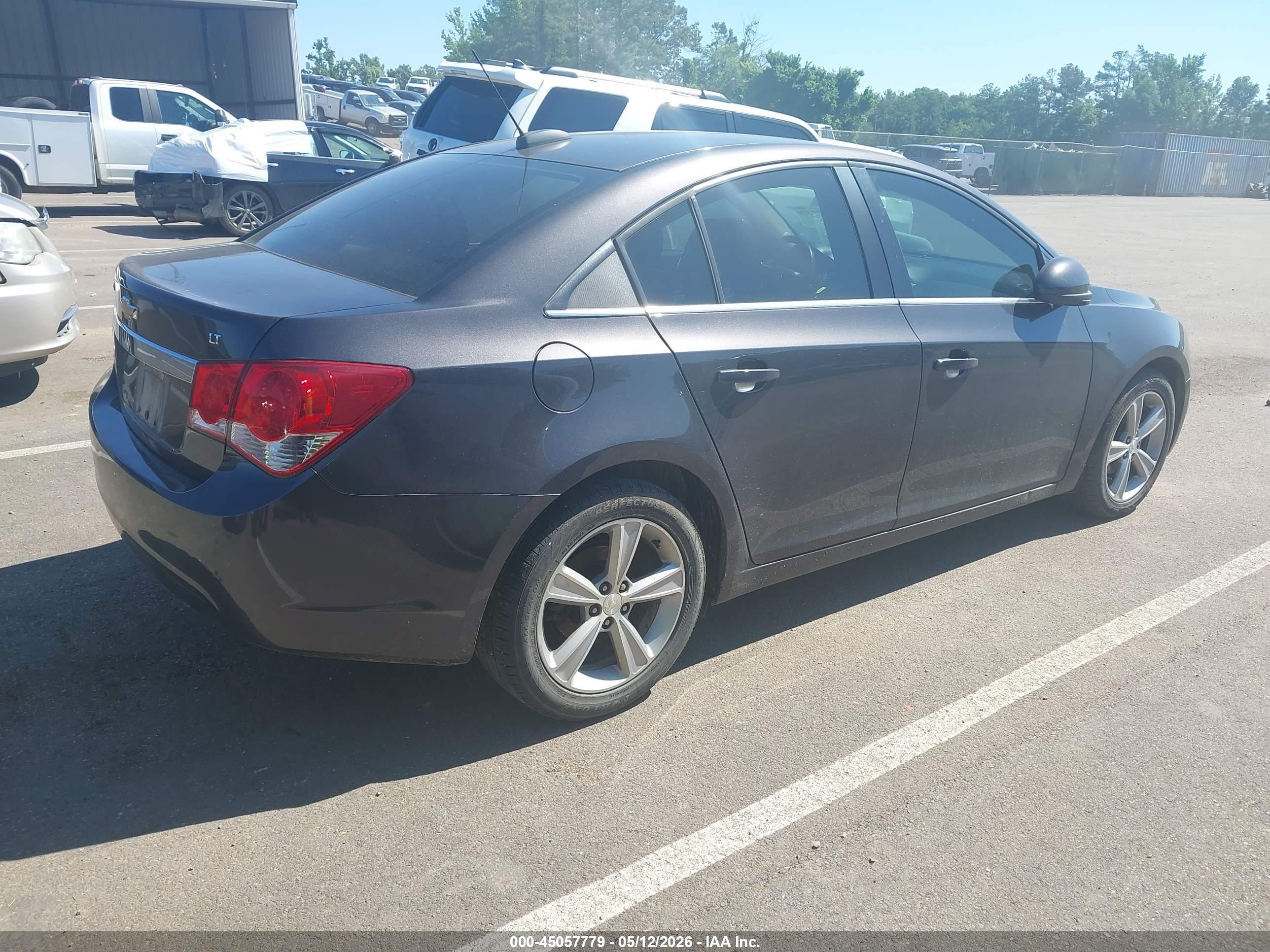 CHEVROLET CRUZE image 4