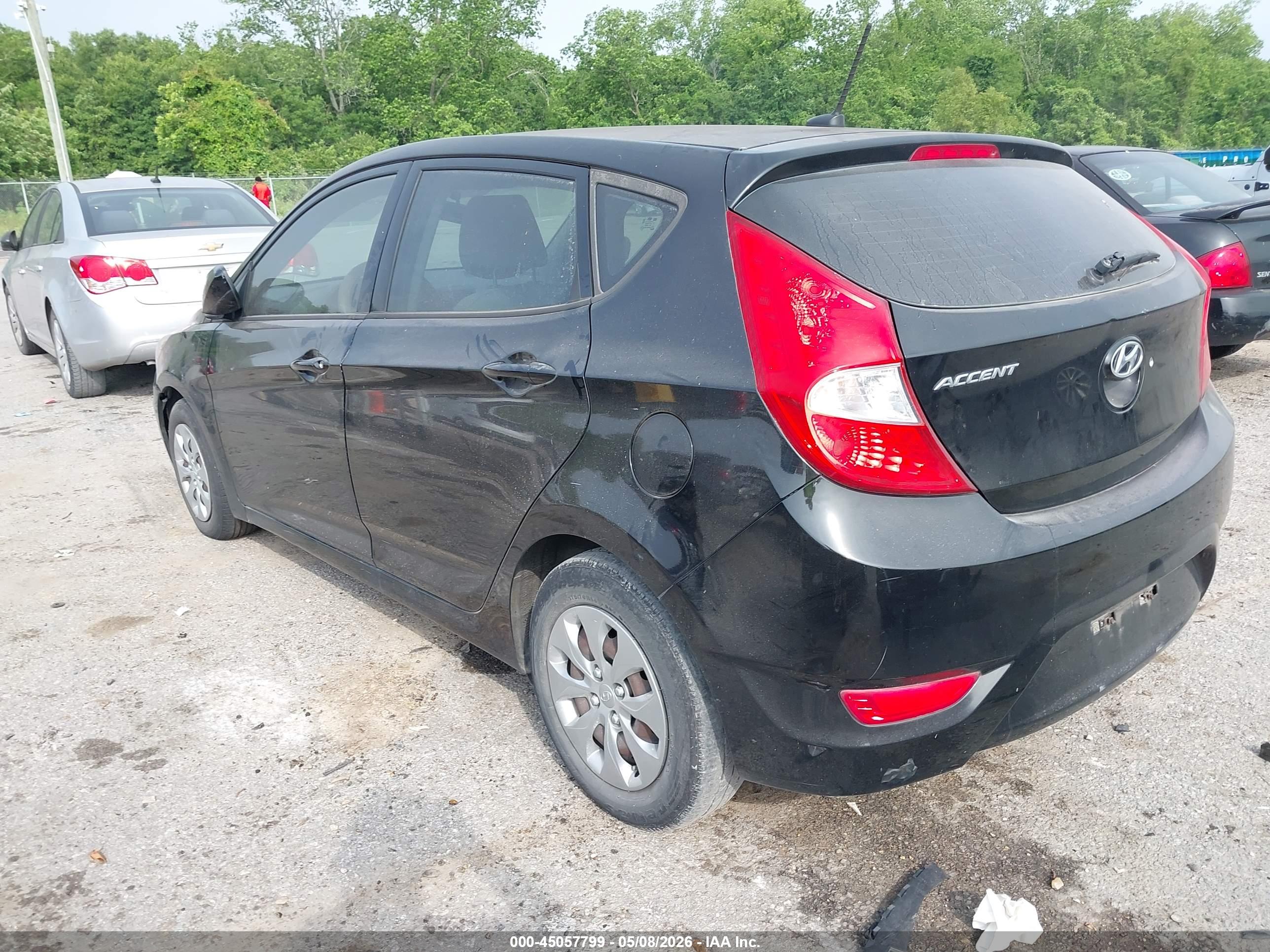 HYUNDAI ACCENT image 3