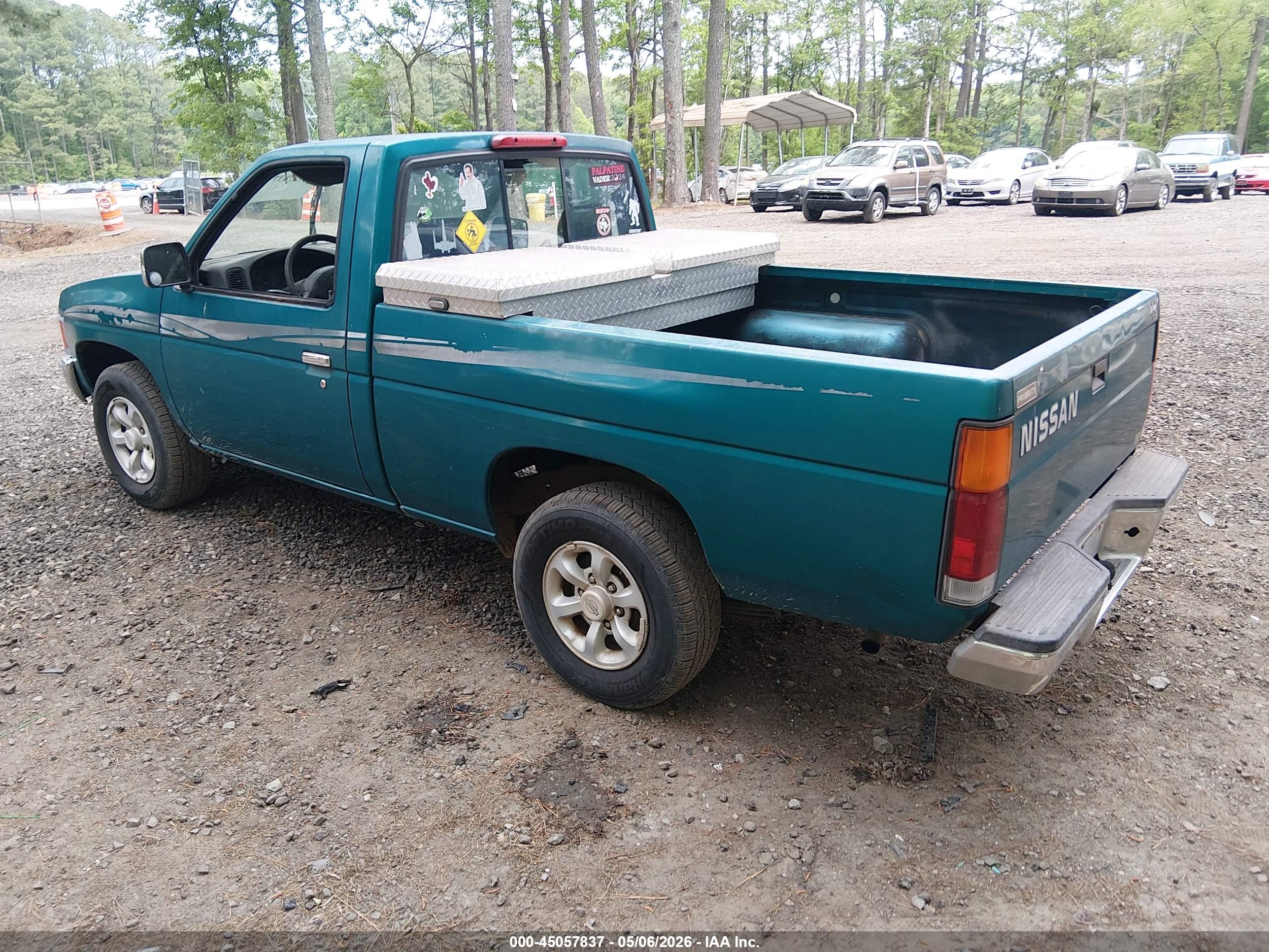 NISSAN 4X2 image 3