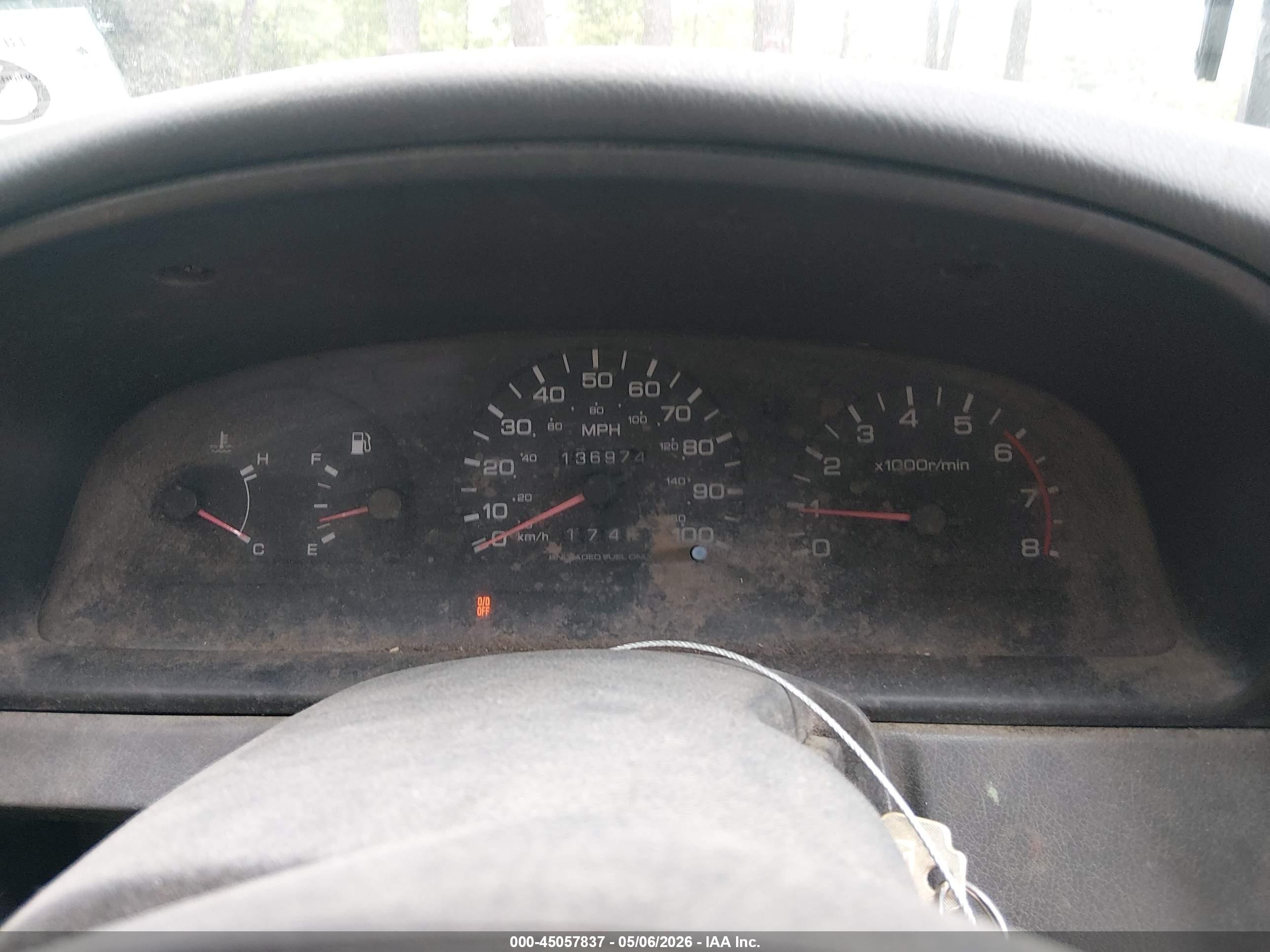 NISSAN 4X2 image 7