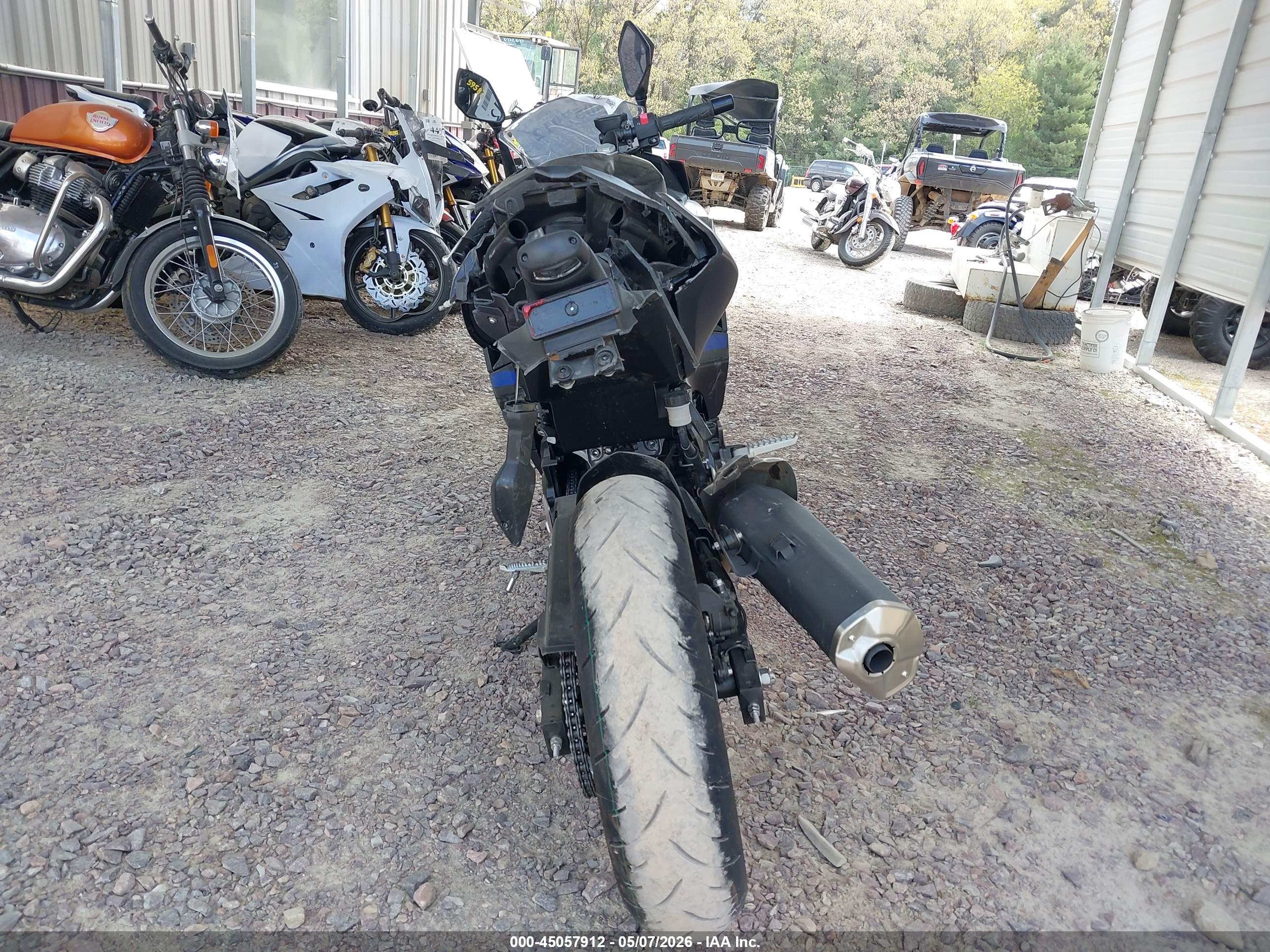 KAWASAKI EX500 image 6