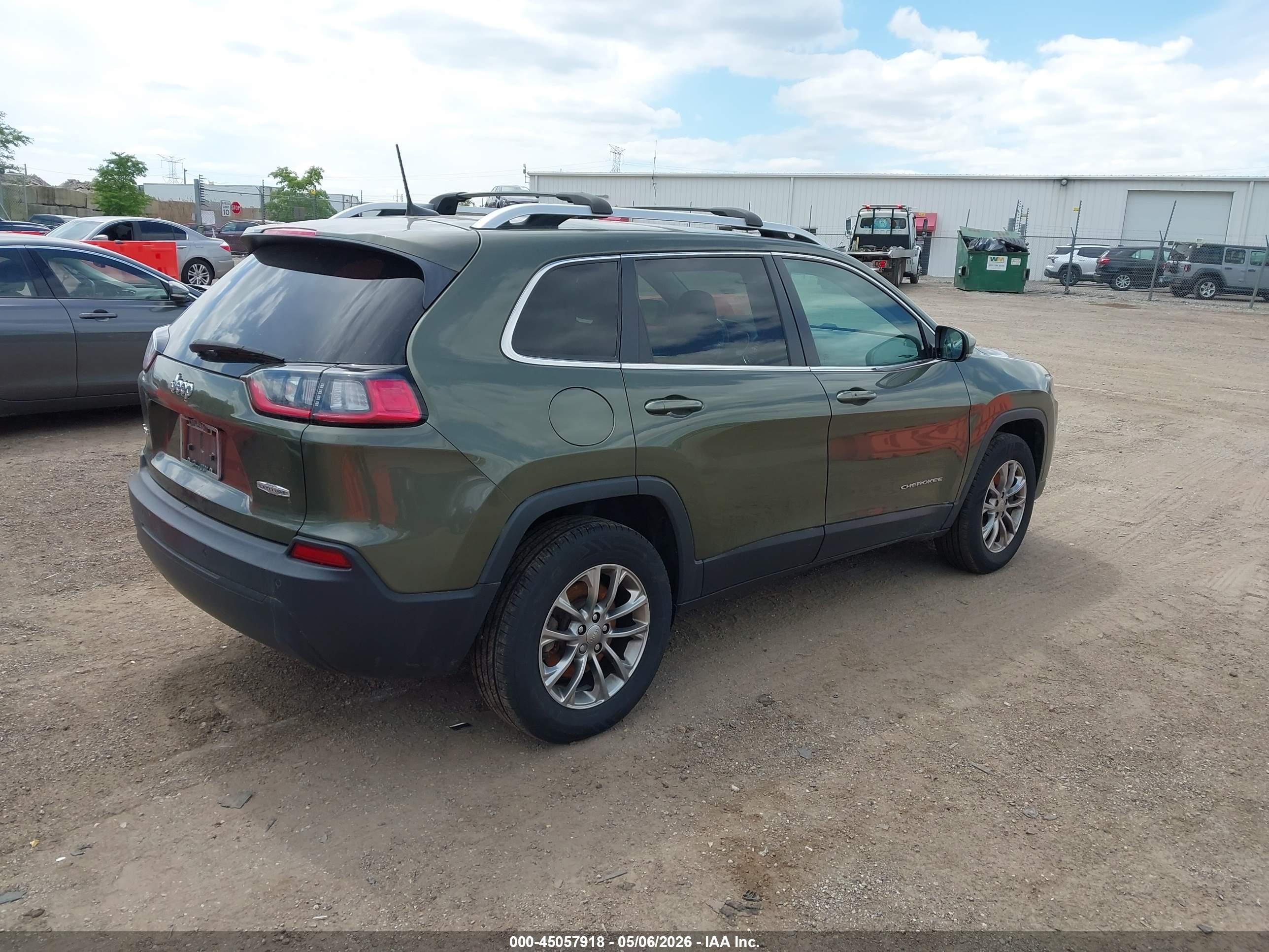 JEEP CHEROKEE image 4
