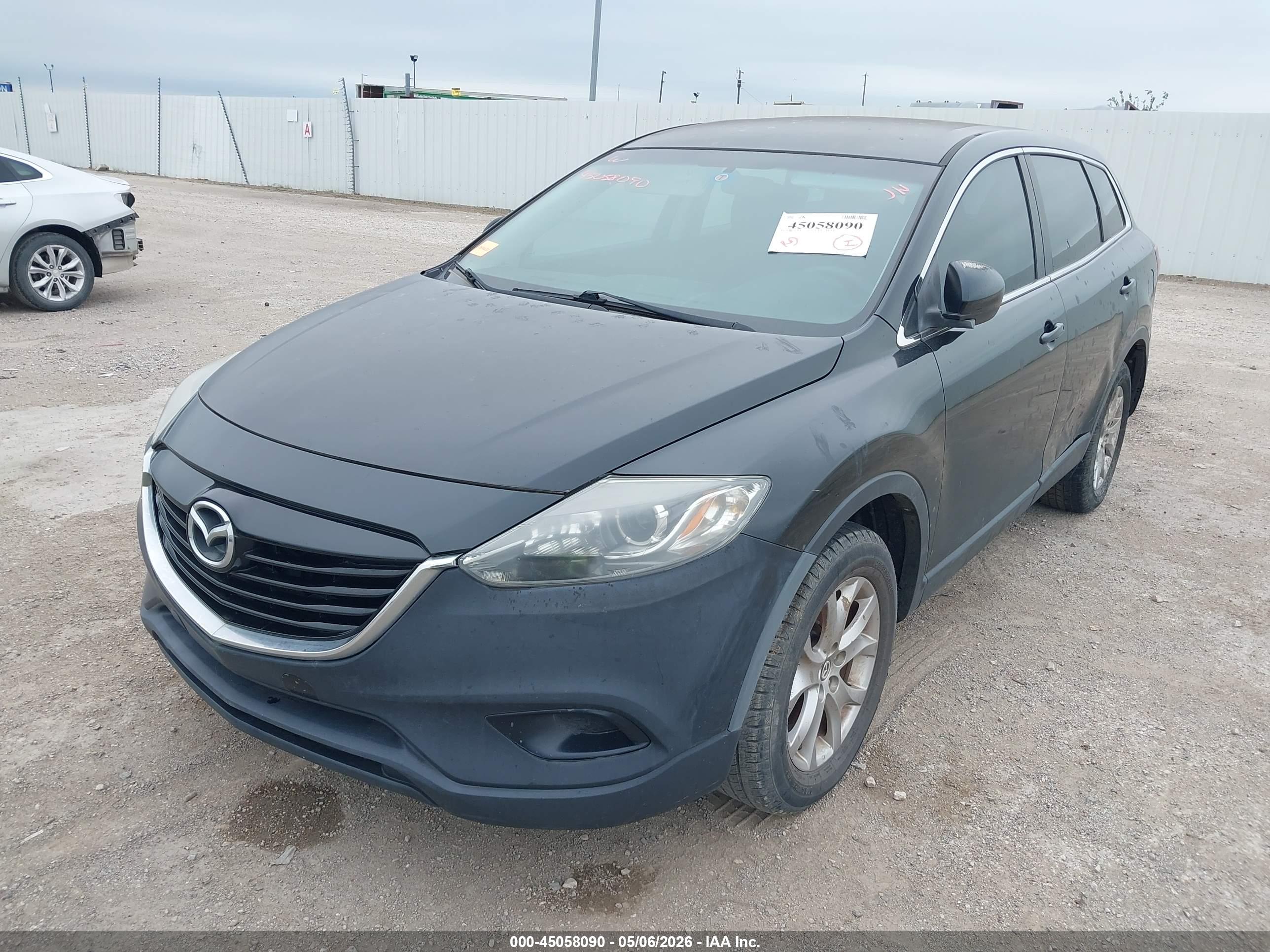 MAZDA CX-9 image 2