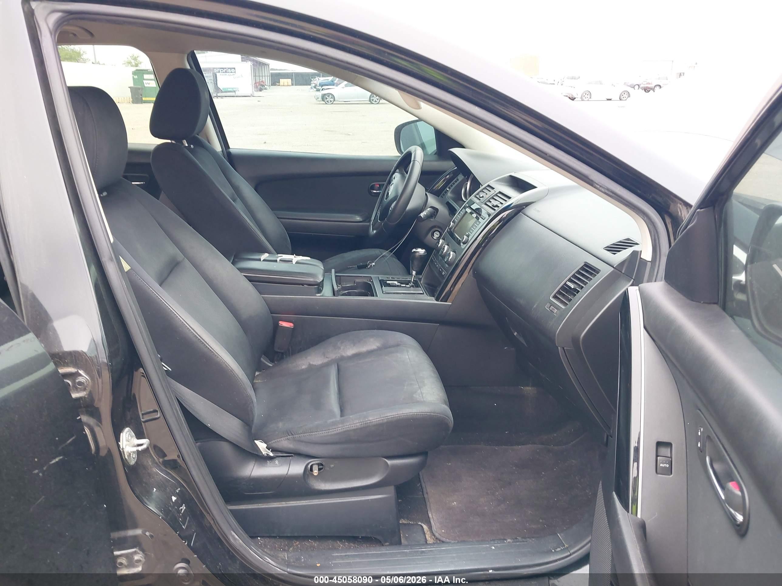 MAZDA CX-9 image 5