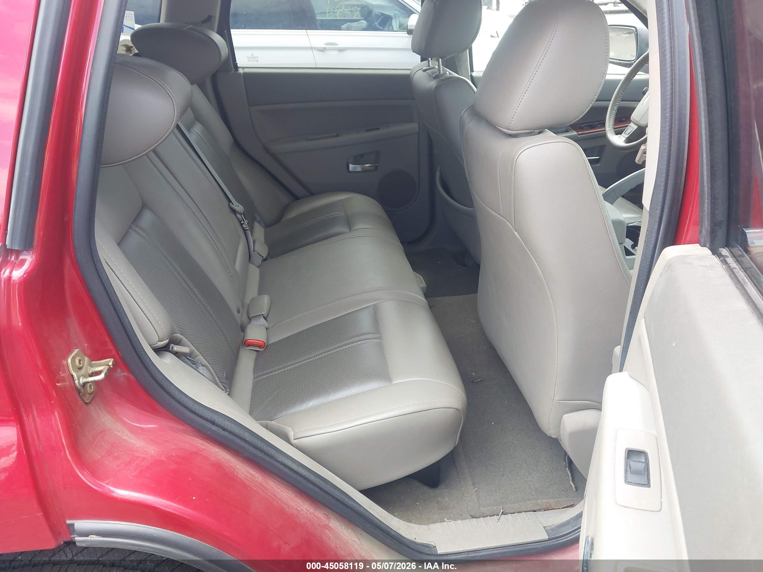 JEEP GRAND image 8