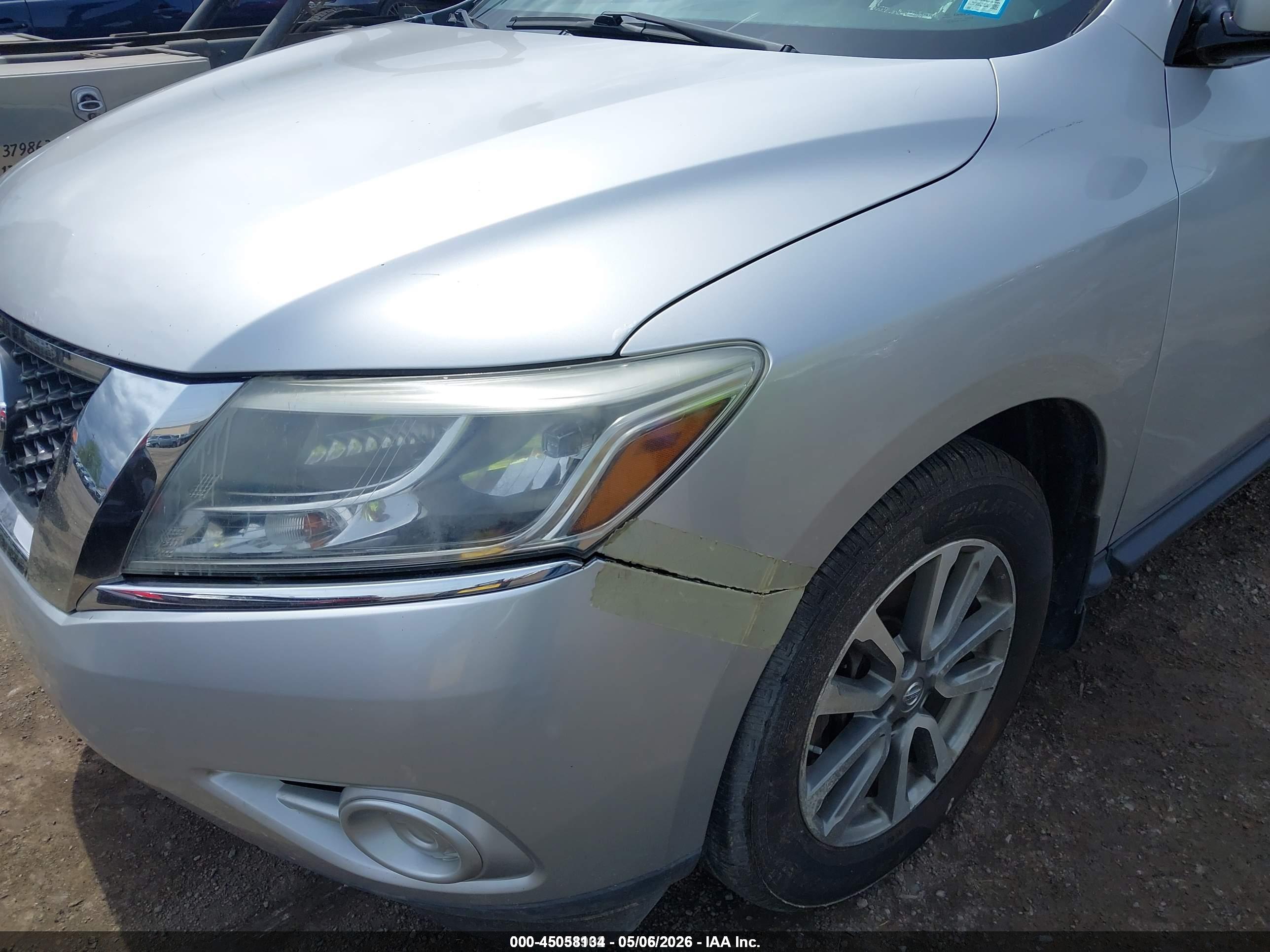 NISSAN PATHFINDER image 6