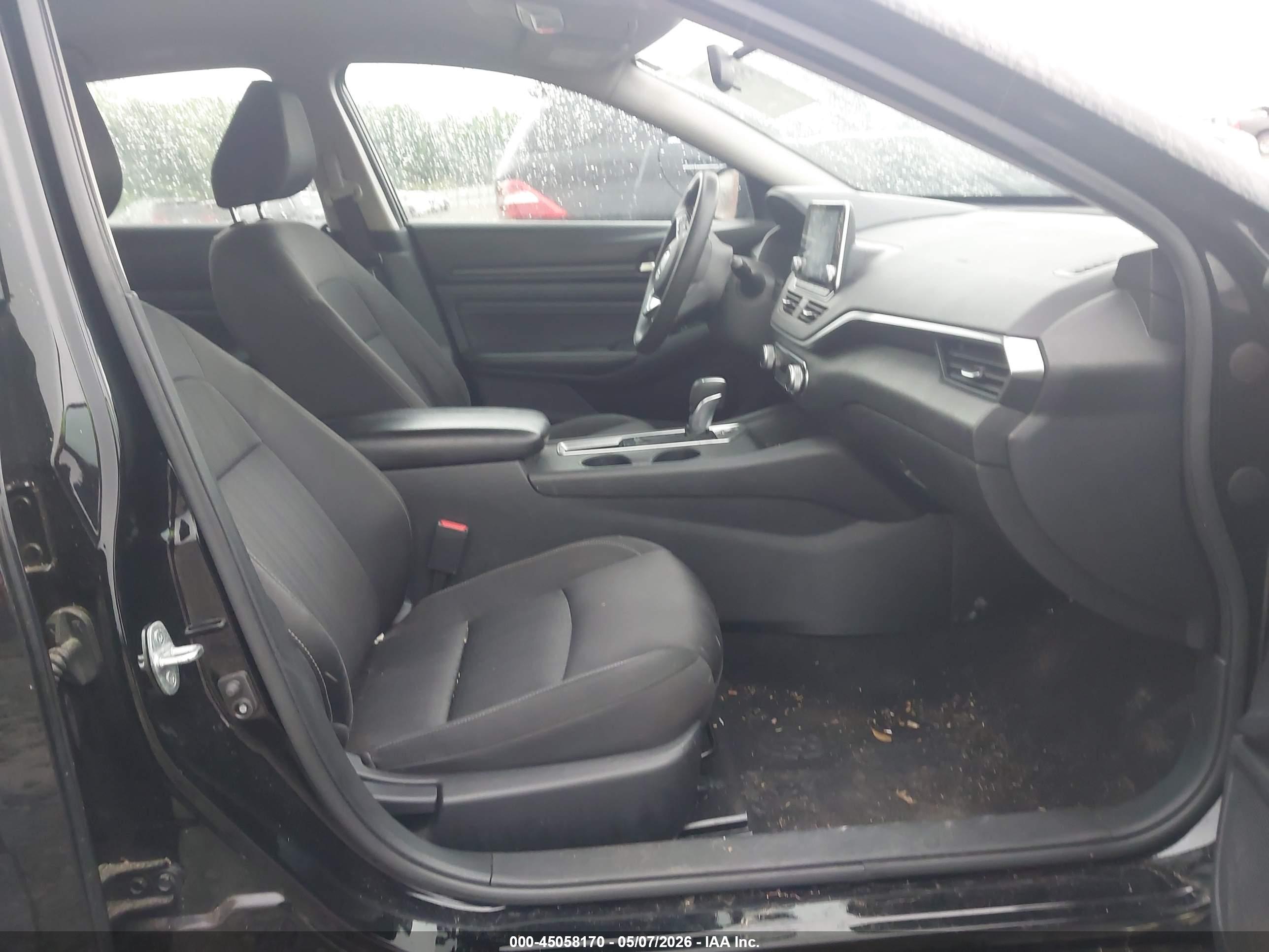 NISSAN ALTIMA image 5