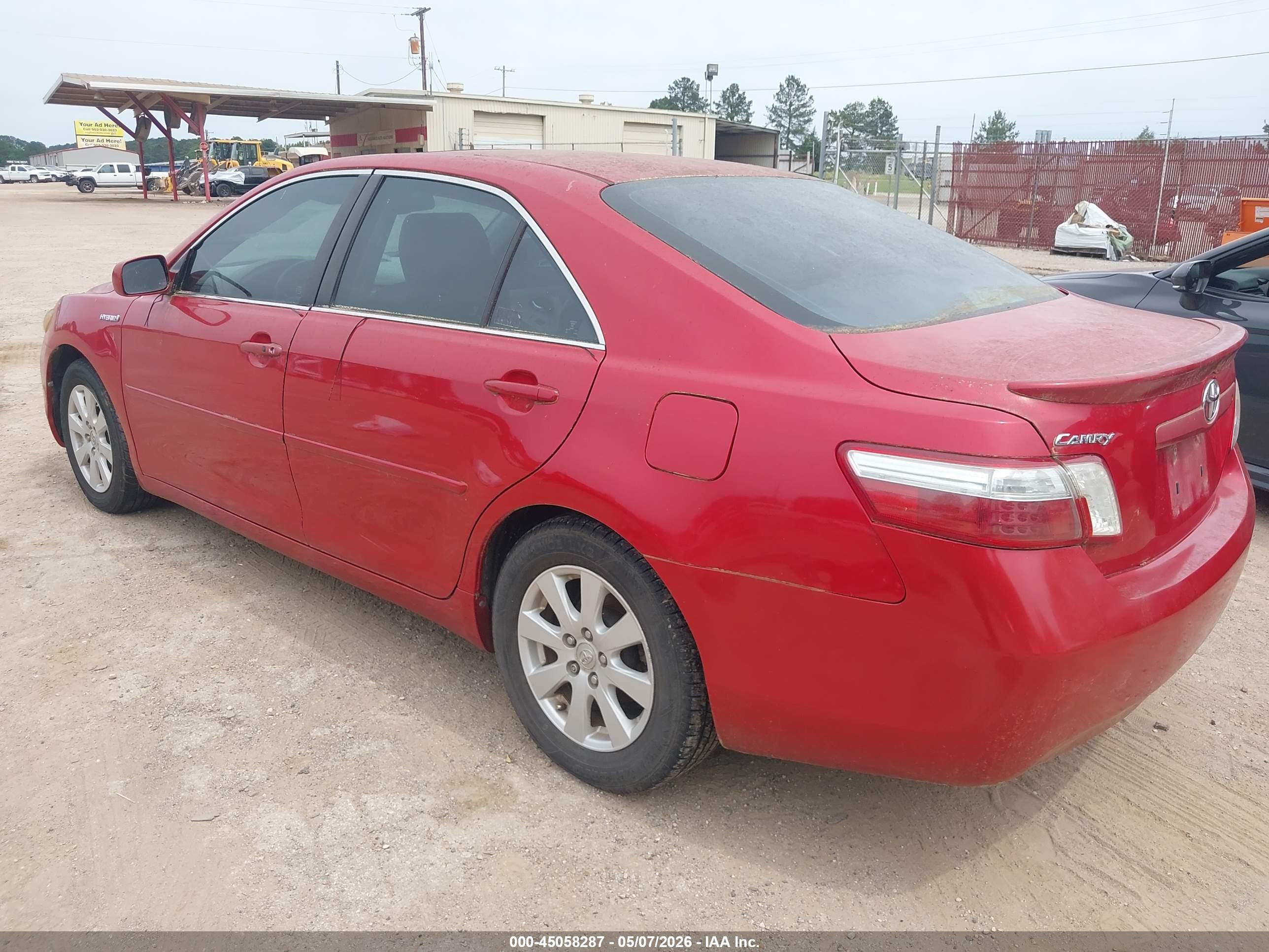 TOYOTA CAMRY image 3