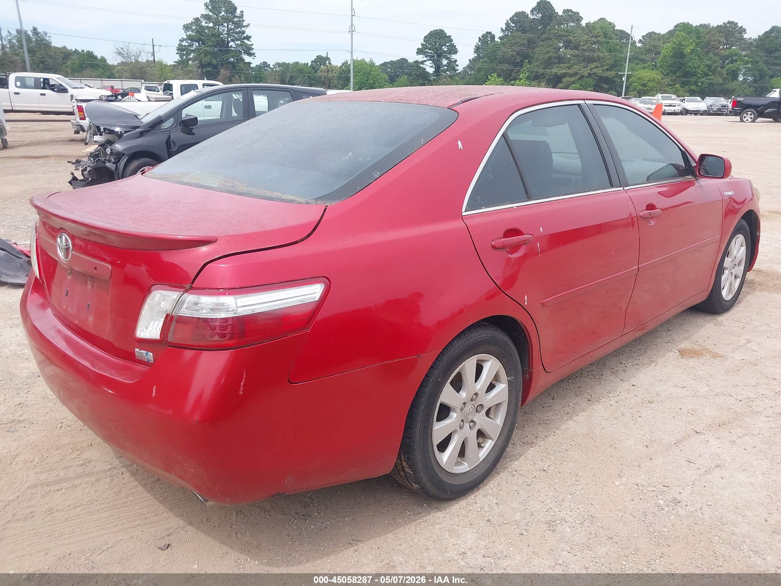 TOYOTA CAMRY image 4