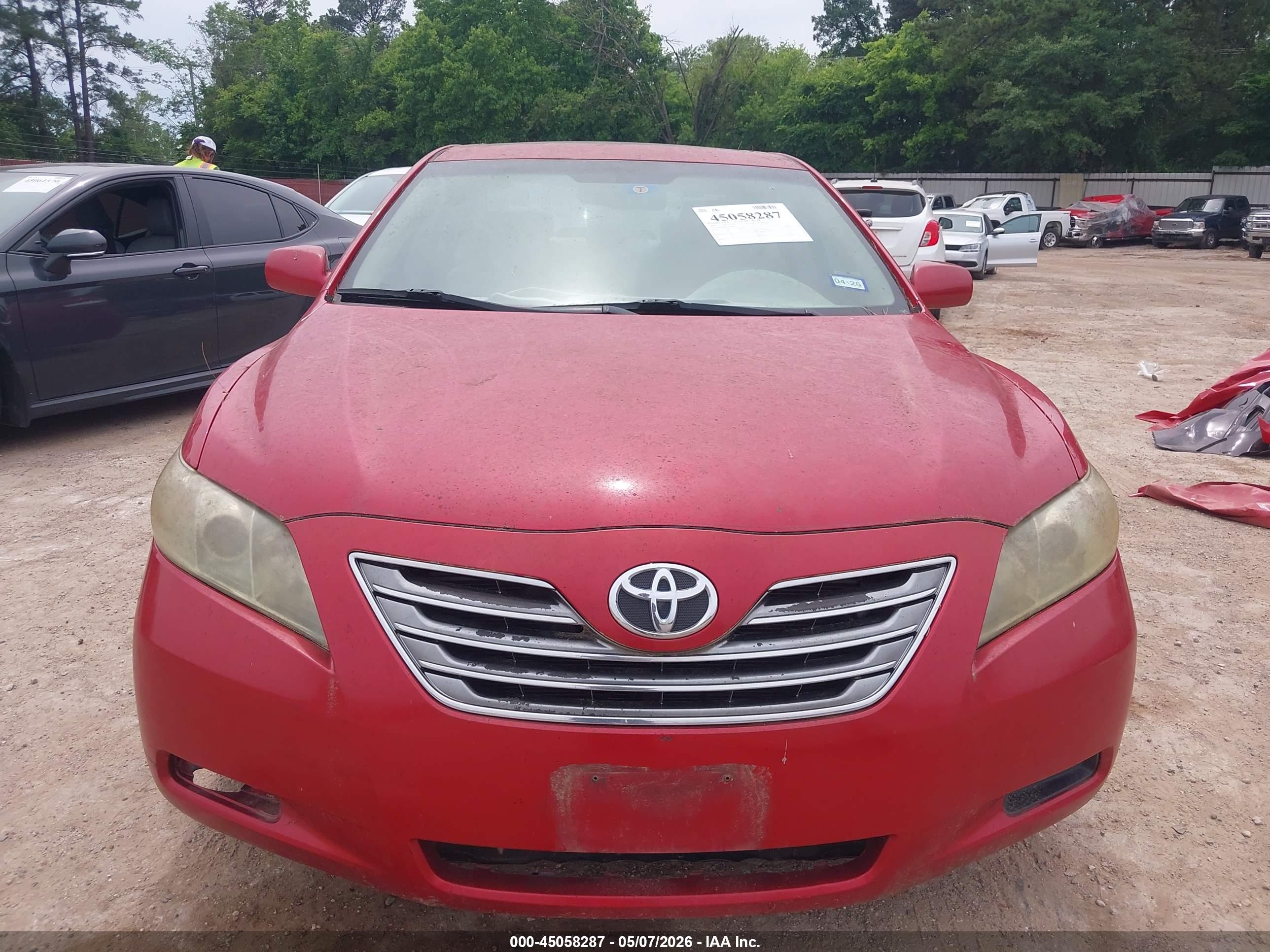 TOYOTA CAMRY image 6