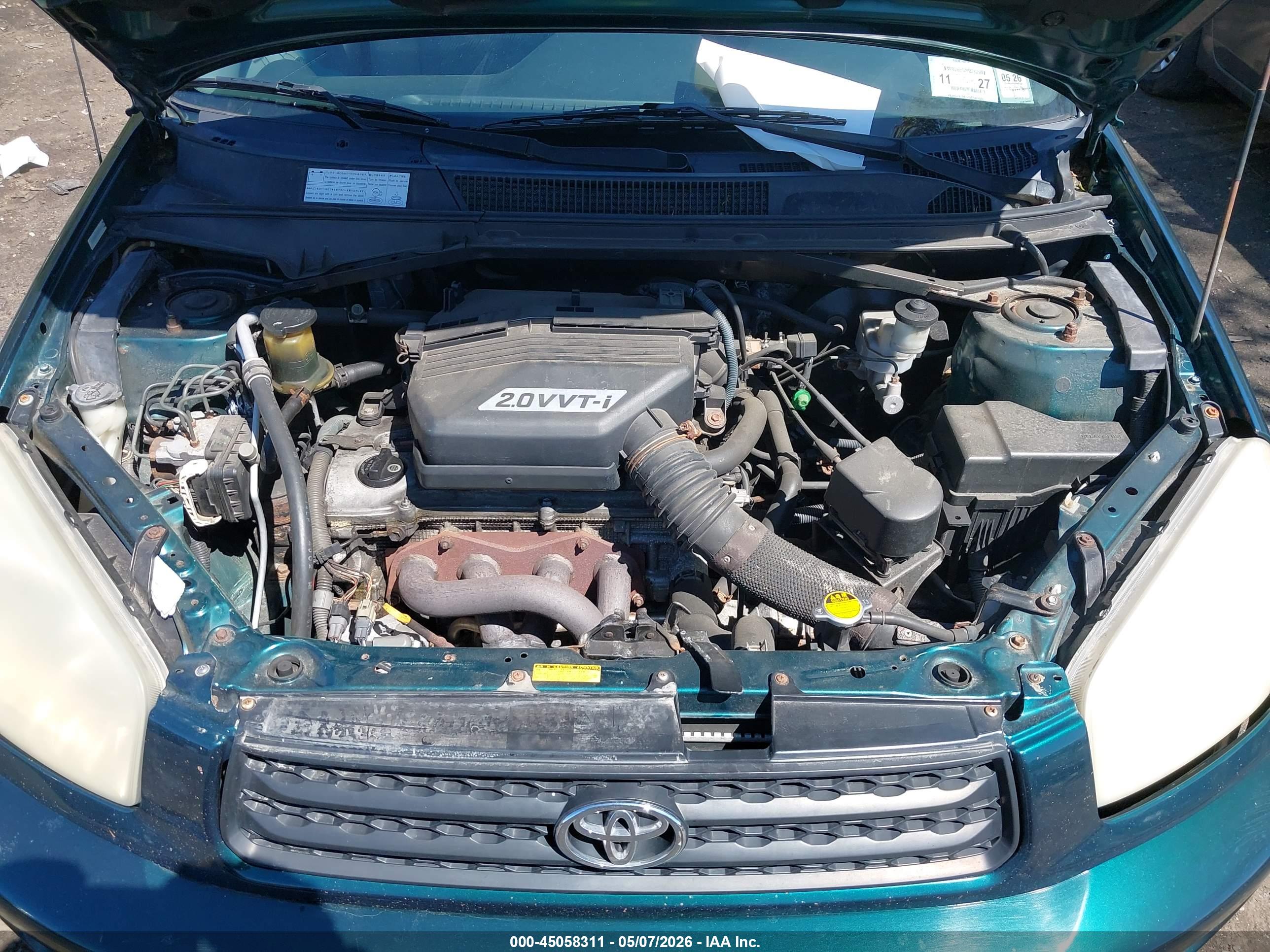 TOYOTA RAV4 image 10