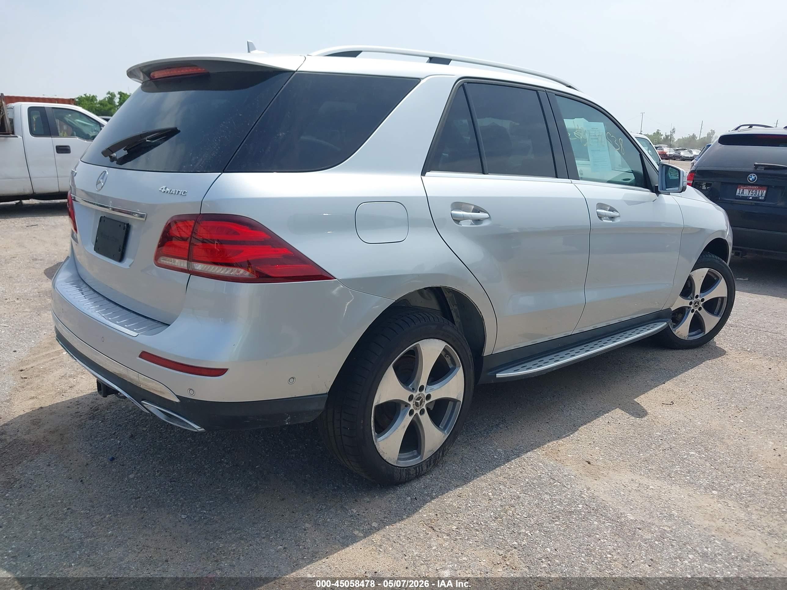MERCEDES-BENZ GLE image 4