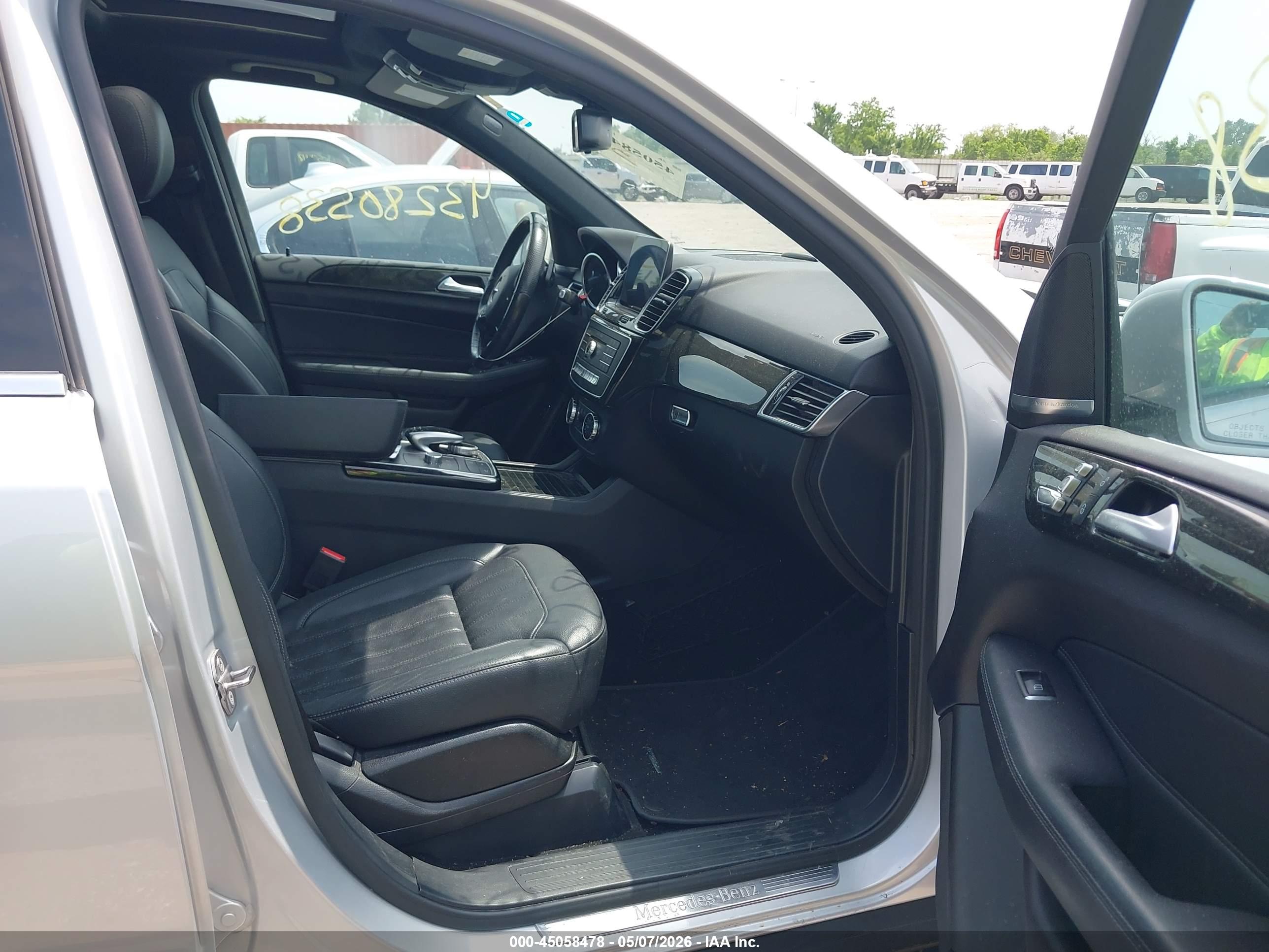 MERCEDES-BENZ GLE image 5