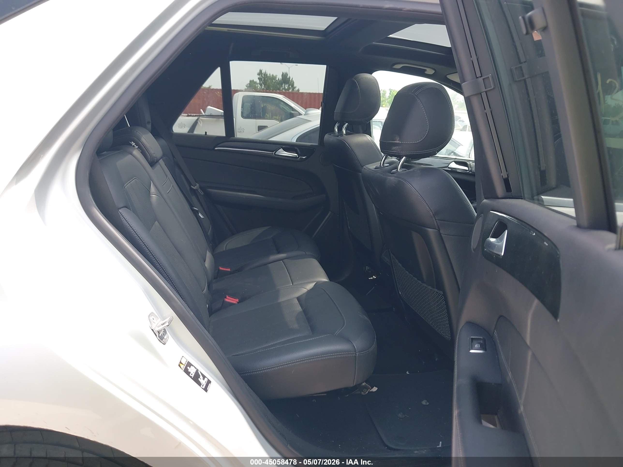 MERCEDES-BENZ GLE image 8