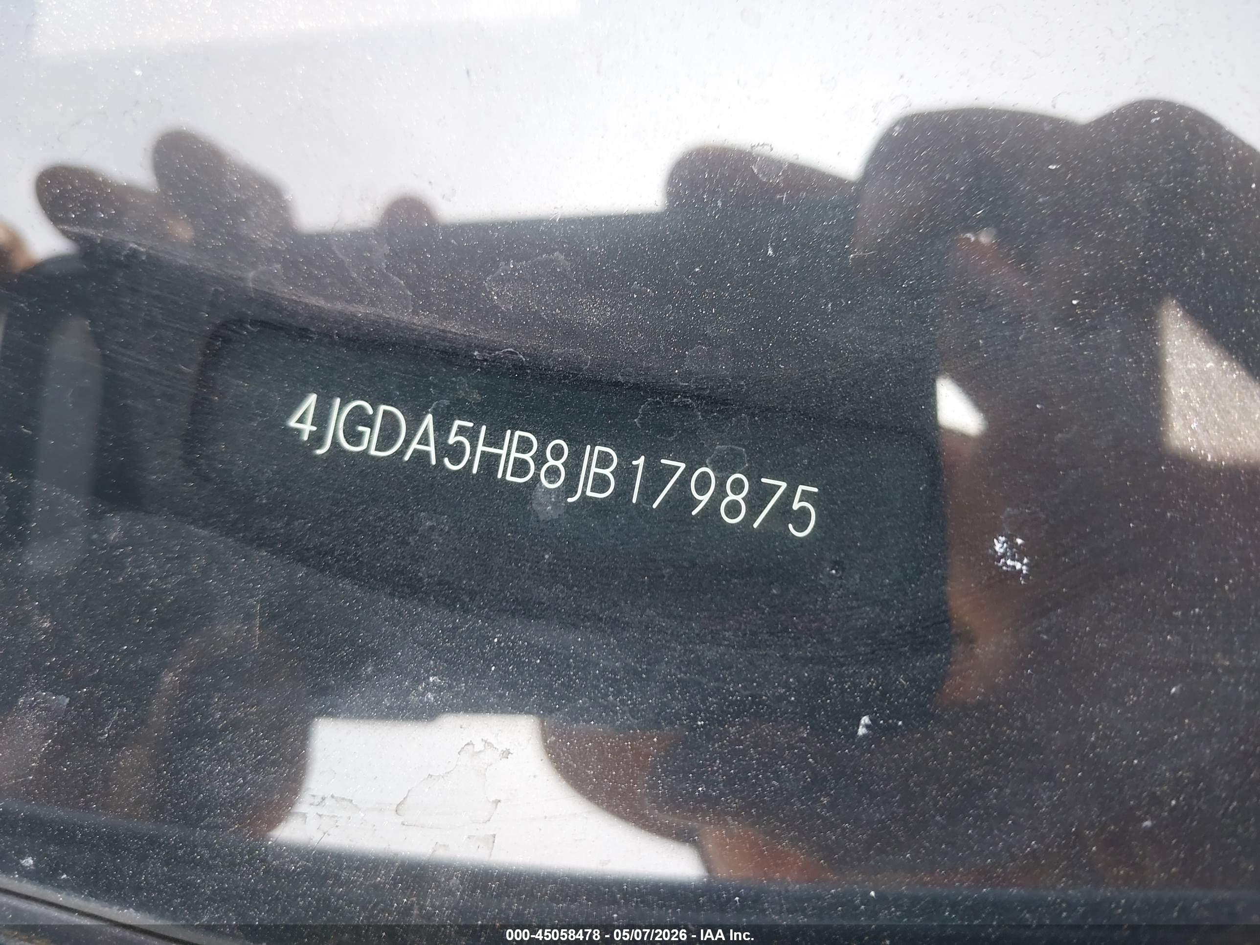 MERCEDES-BENZ GLE image 9