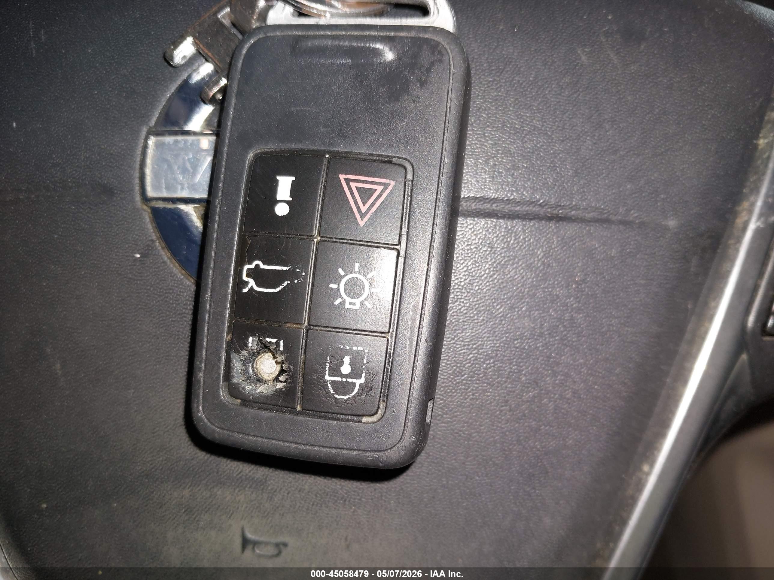 VOLVO S60 image 11