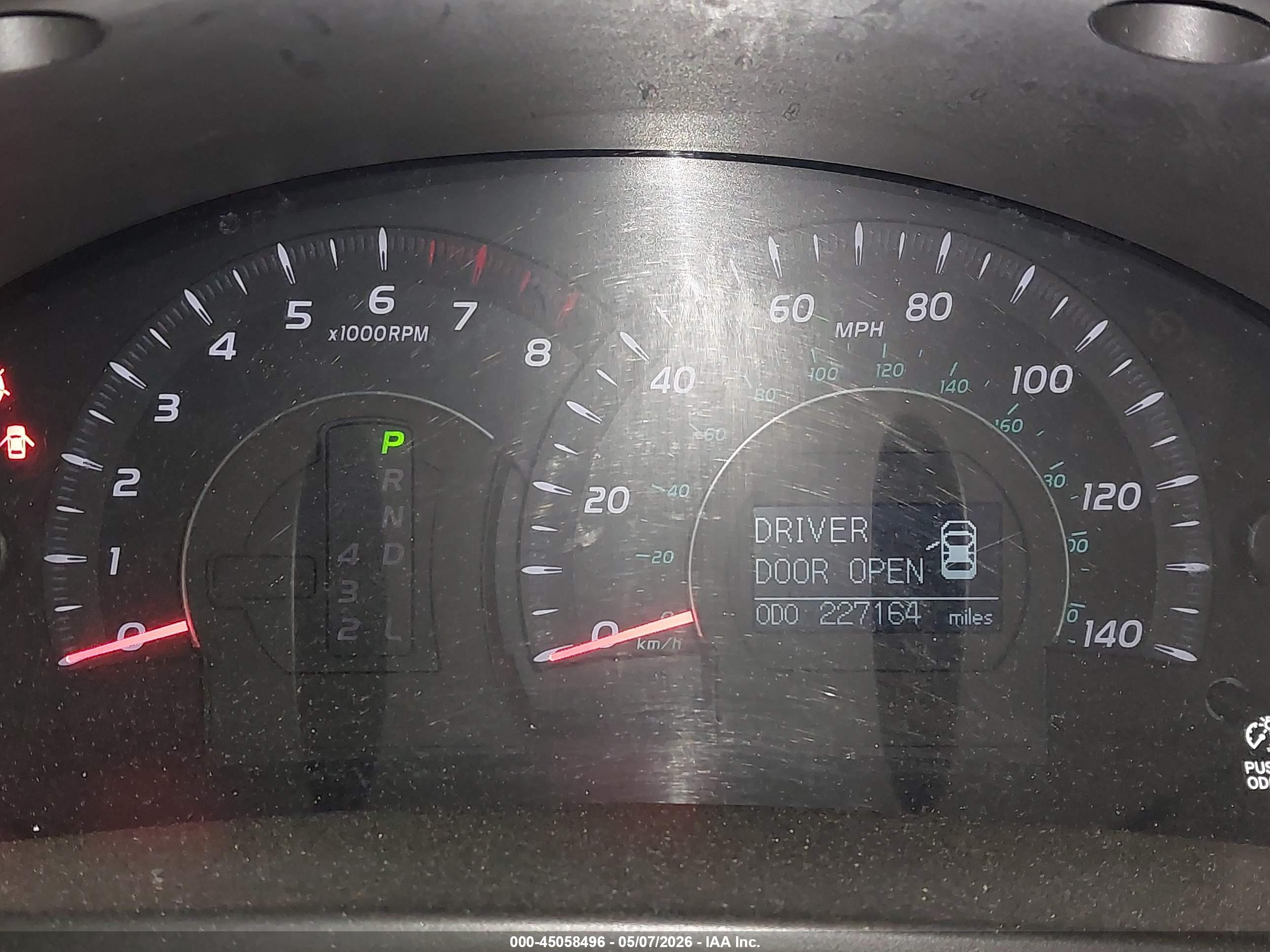TOYOTA CAMRY image 7