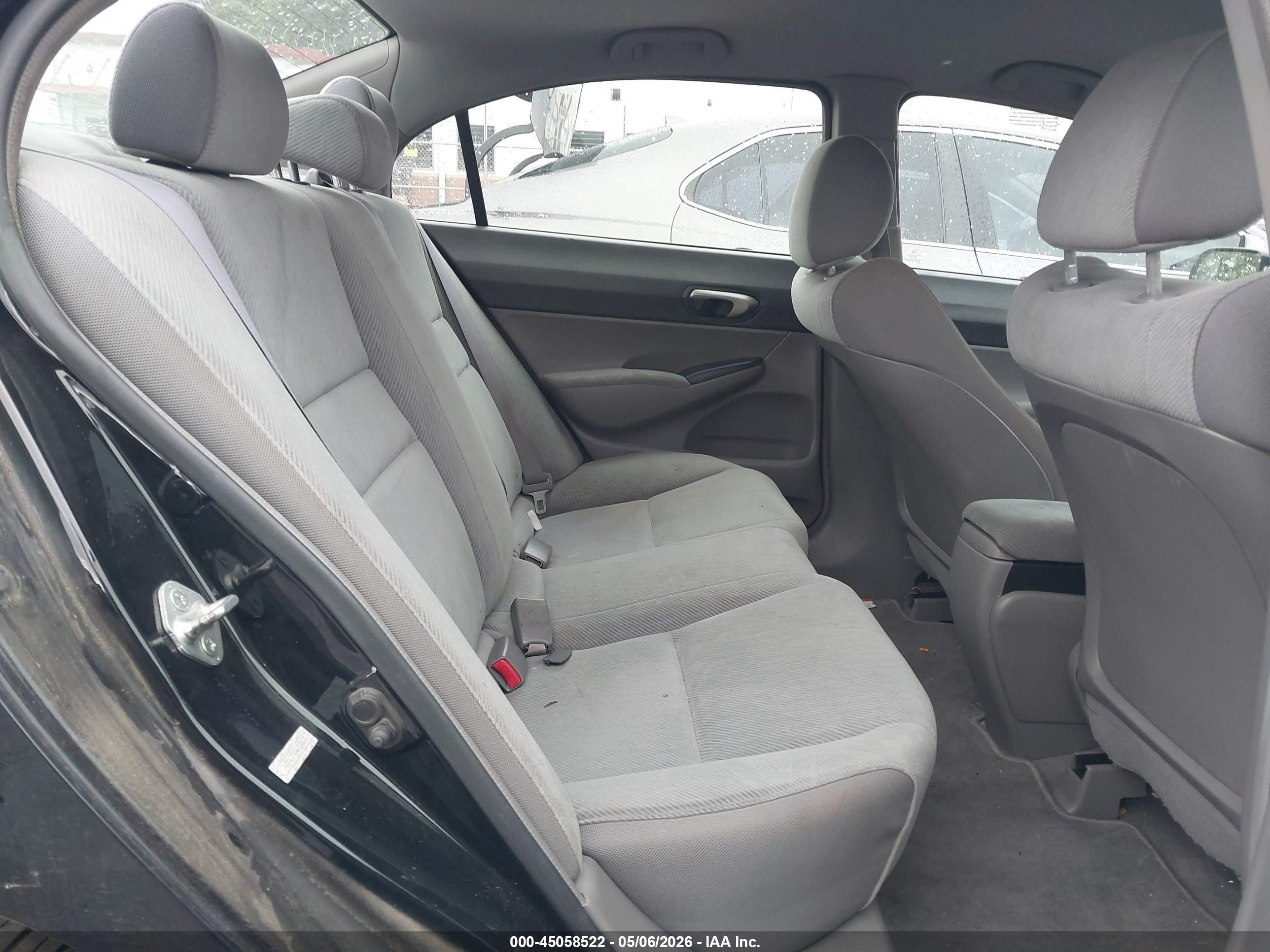 HONDA CIVIC image 8