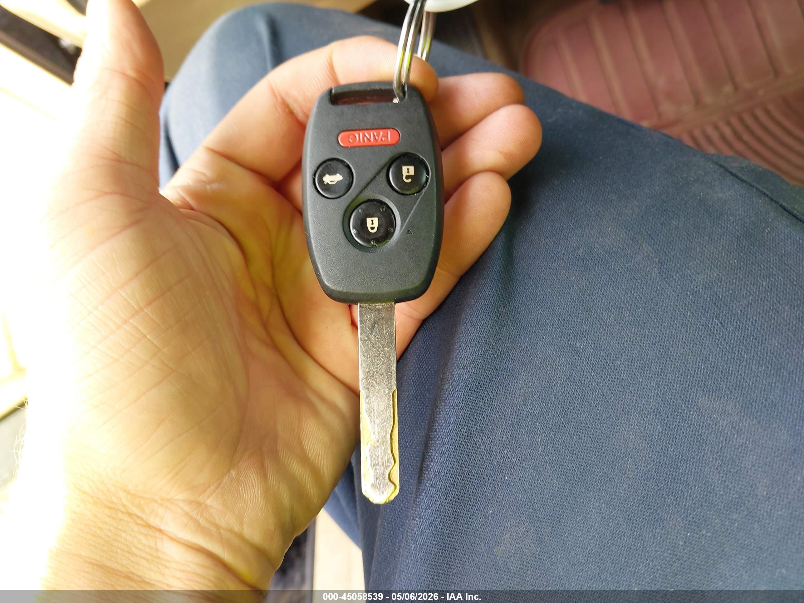 HONDA ACCORD image 11