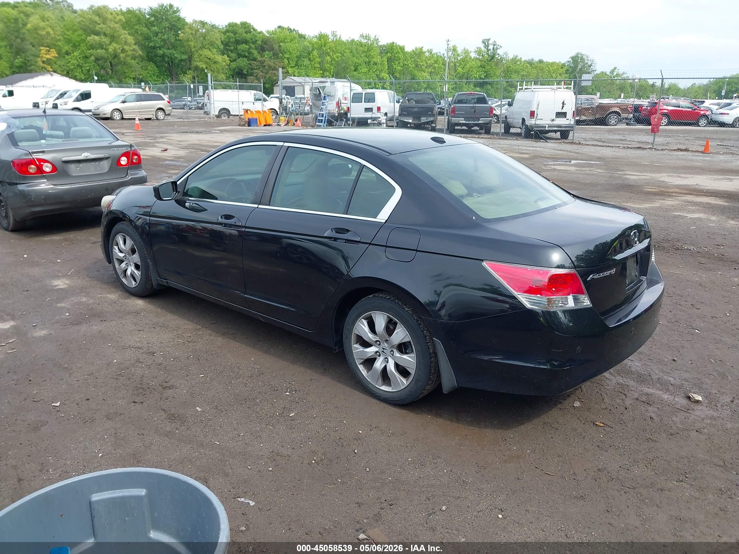 HONDA ACCORD image 3