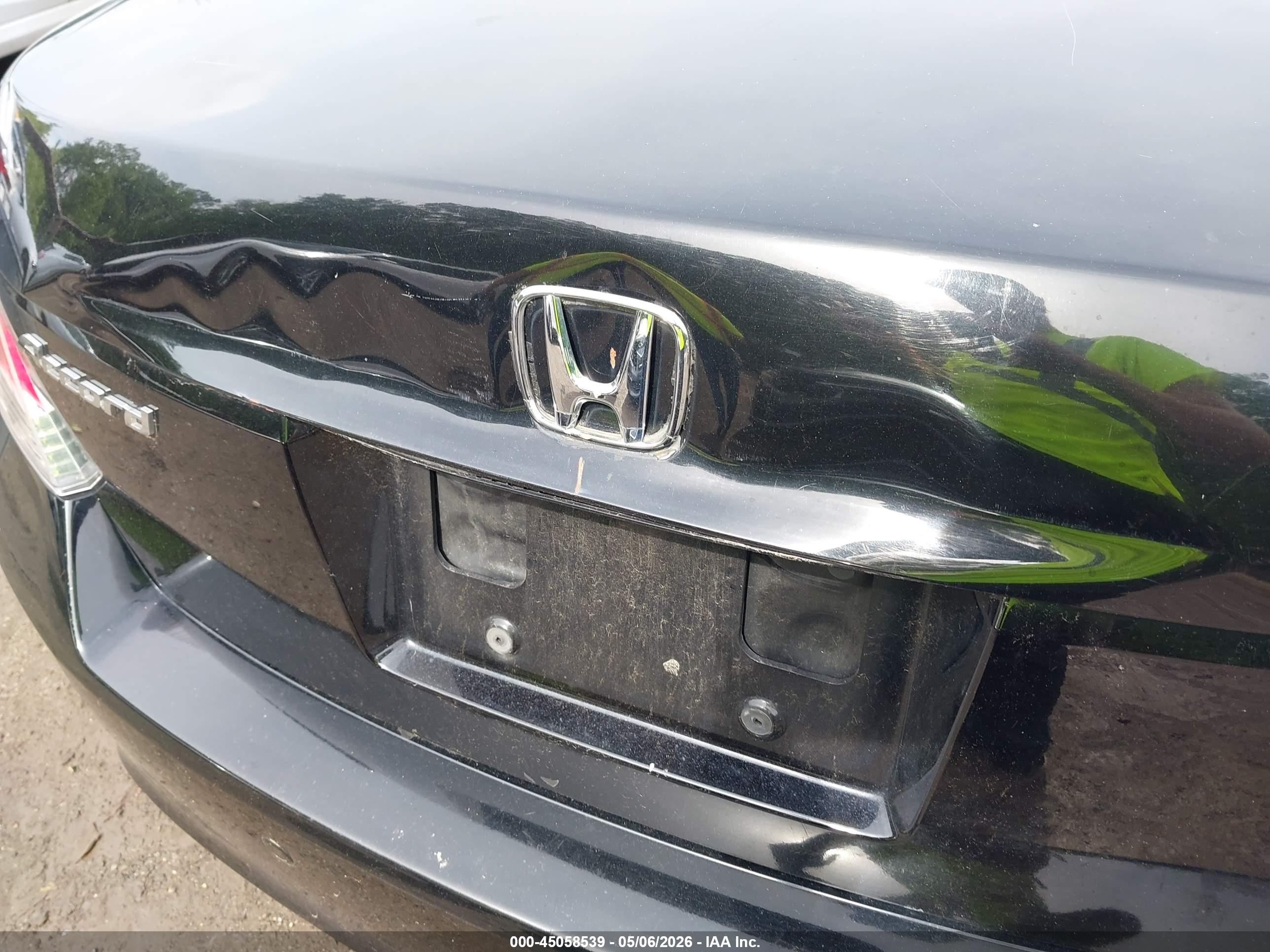 HONDA ACCORD image 6