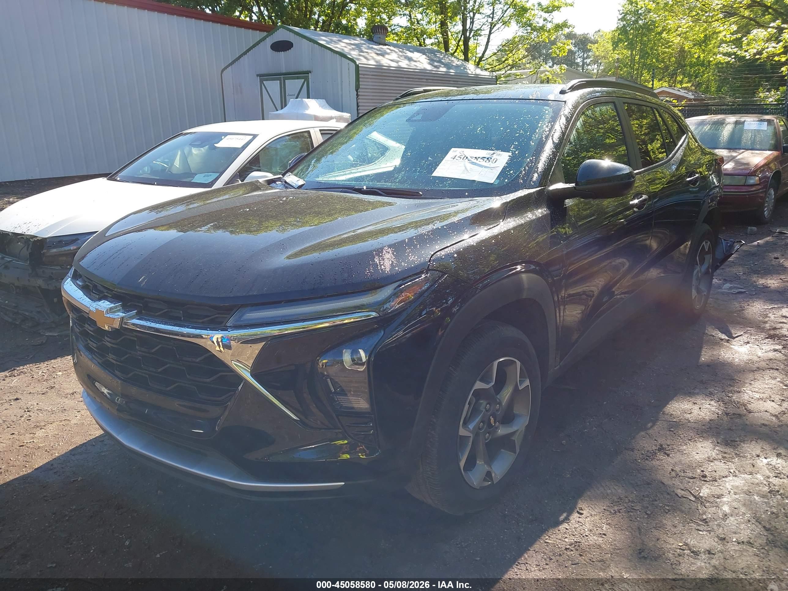 CHEVROLET TRAX image 2