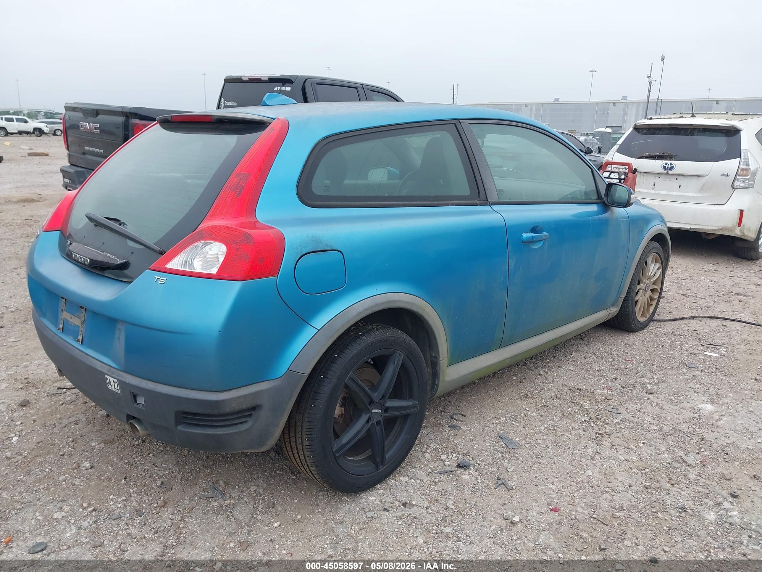 VOLVO C30 image 4
