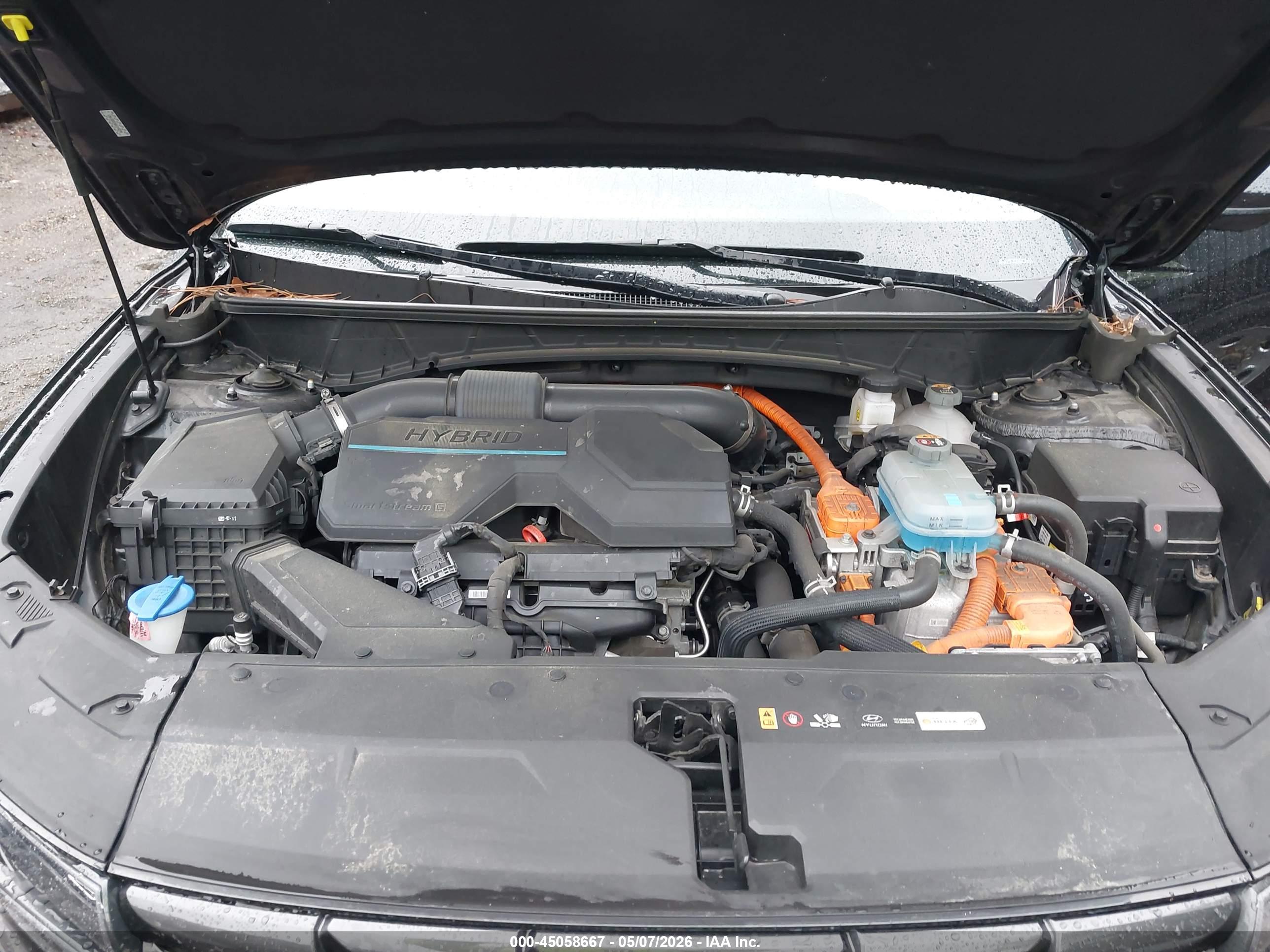 HYUNDAI TUCSON image 10