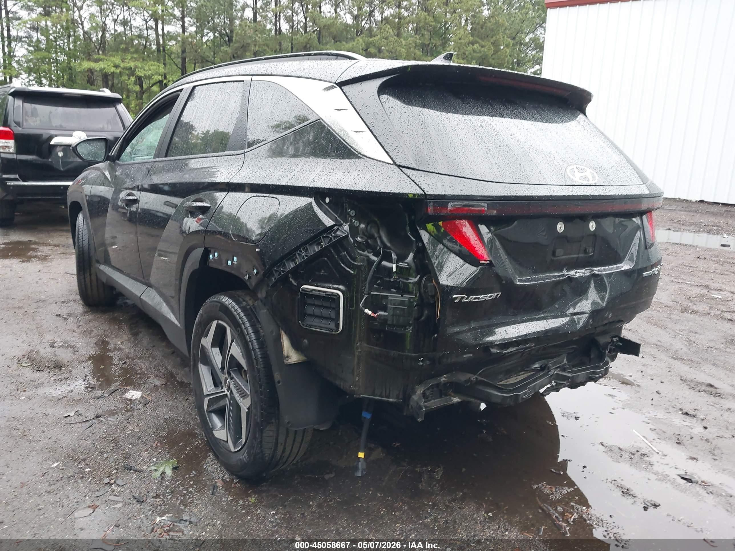 HYUNDAI TUCSON image 3