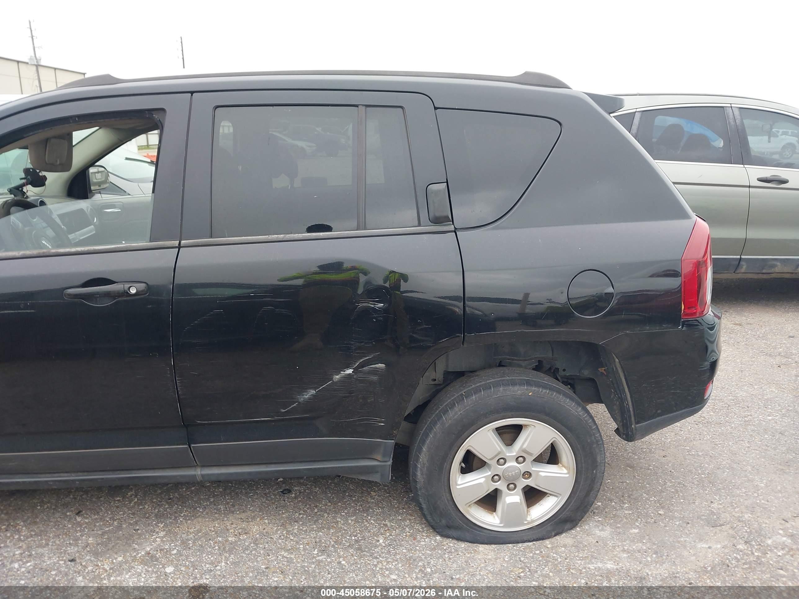 JEEP COMPASS image 6