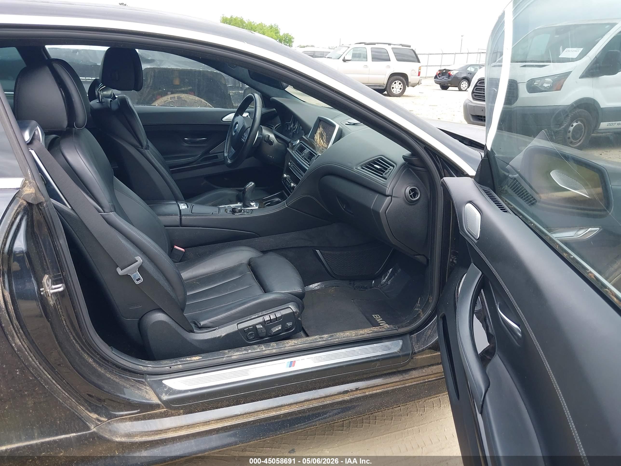 BMW 650I image 5