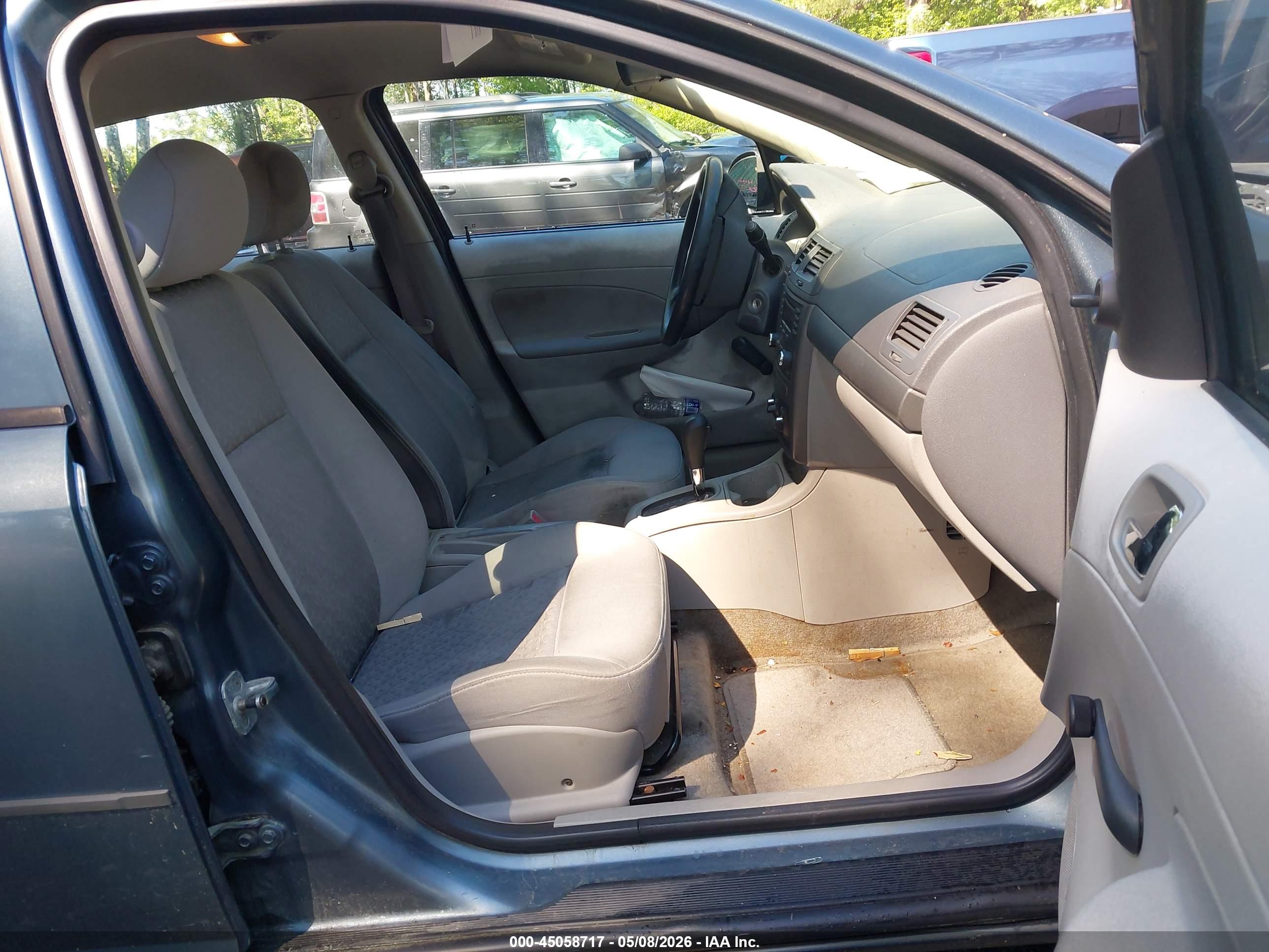 CHEVROLET COBALT image 5