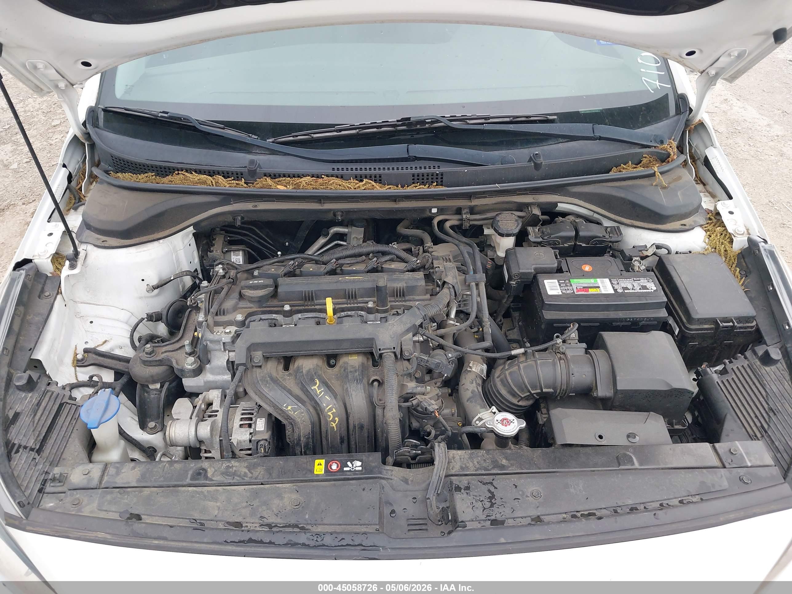 HYUNDAI ACCENT image 10