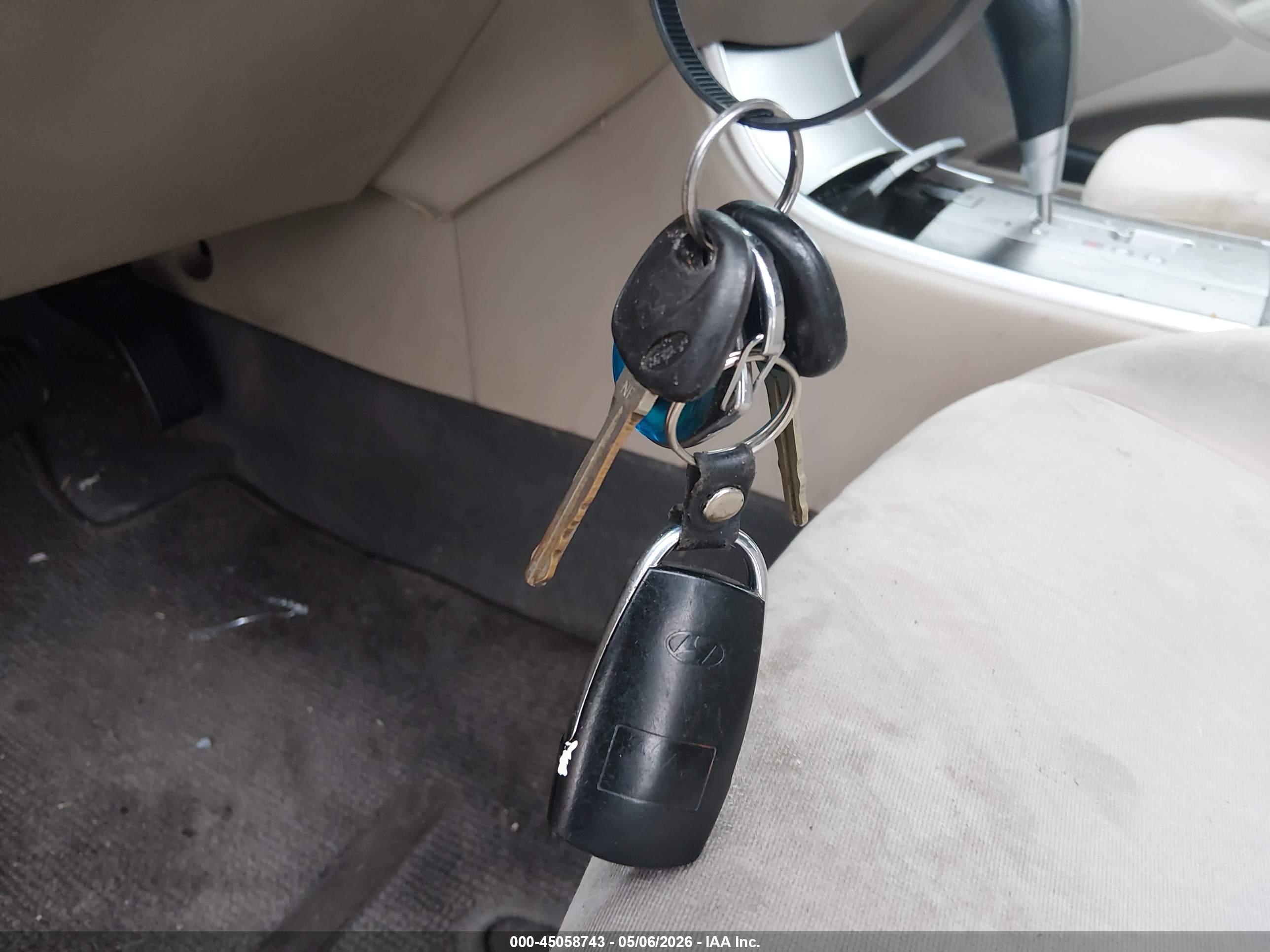 HYUNDAI VERACRUZ image 11
