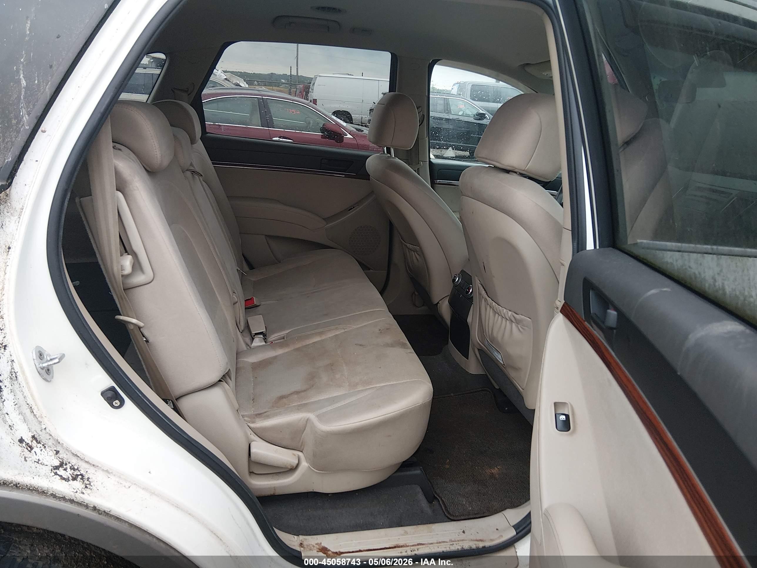 HYUNDAI VERACRUZ image 8