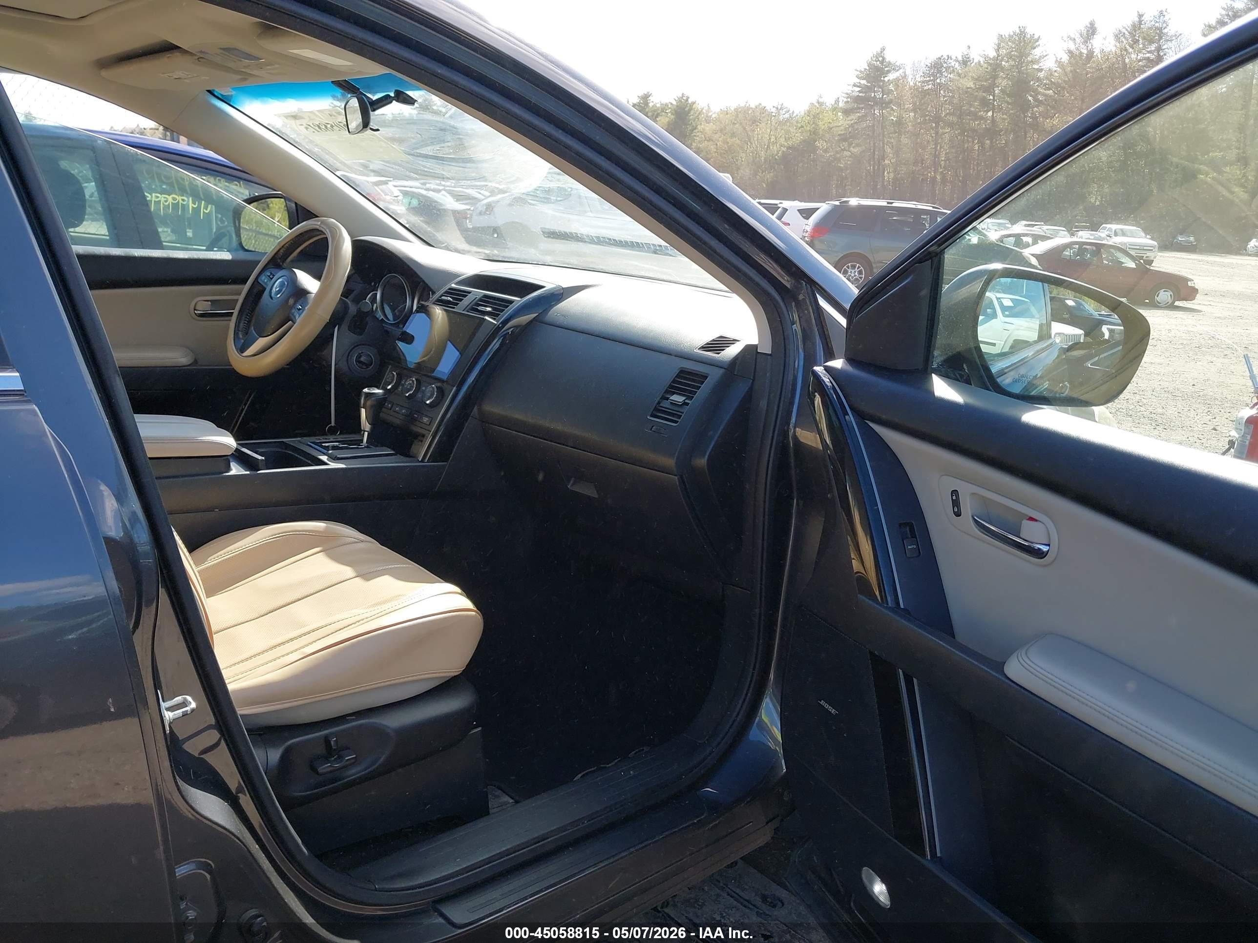 MAZDA CX-9 image 5