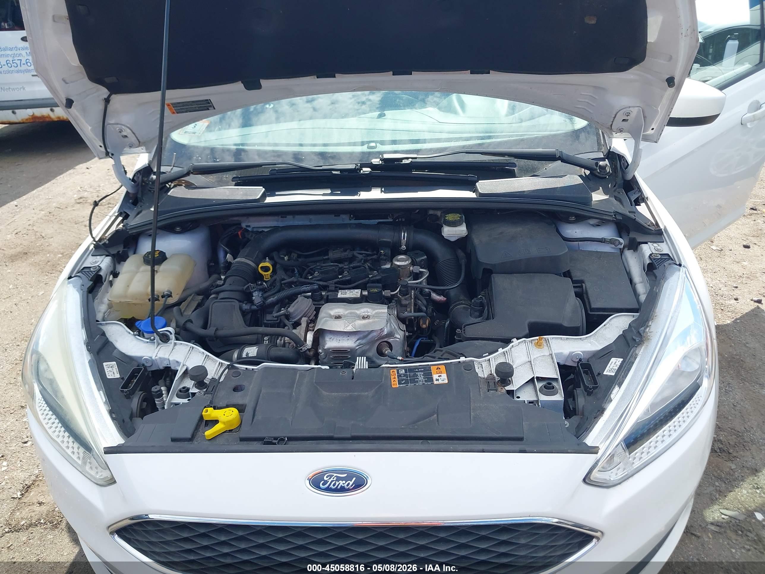 FORD FOCUS image 10