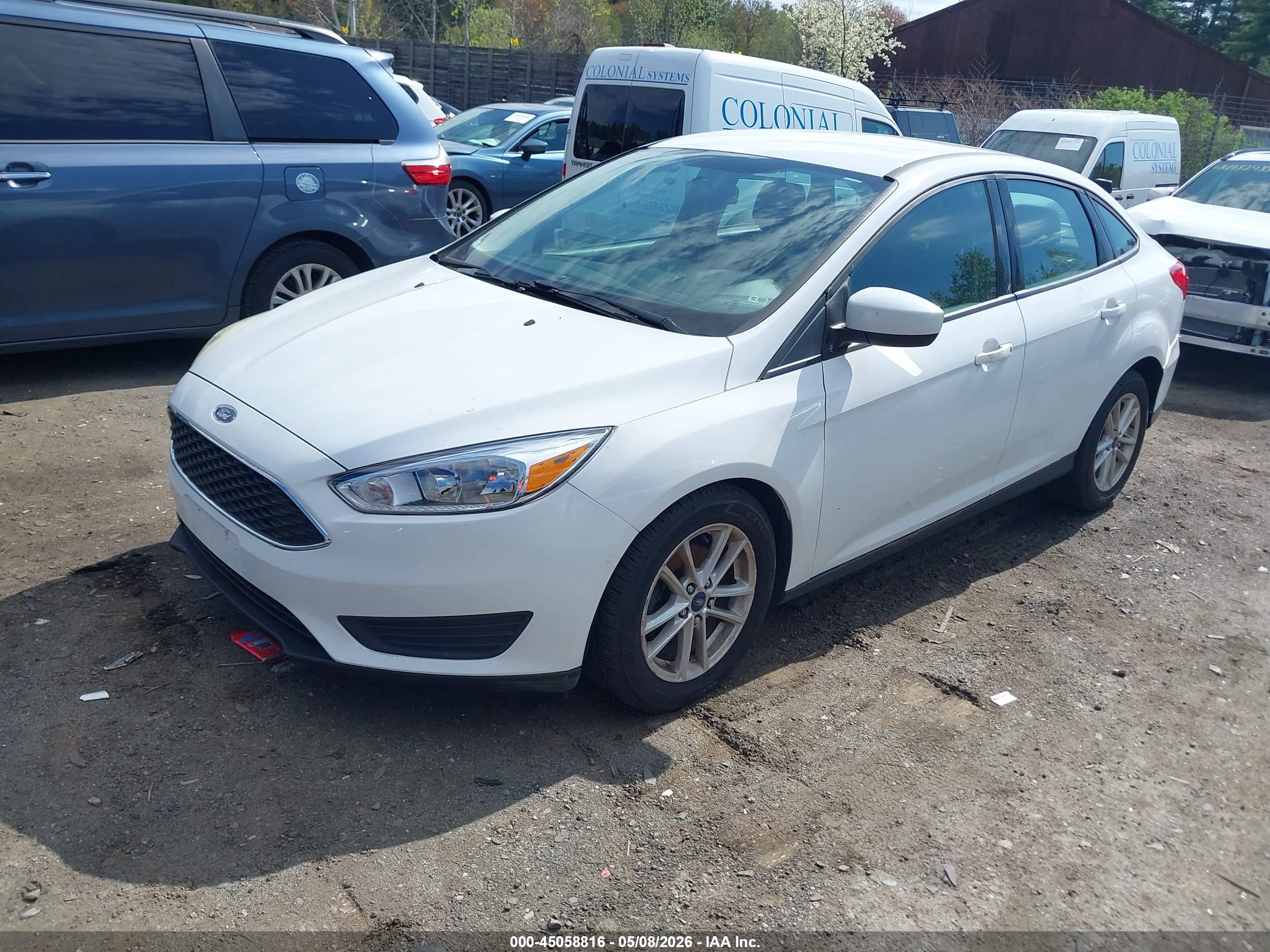 FORD FOCUS image 2
