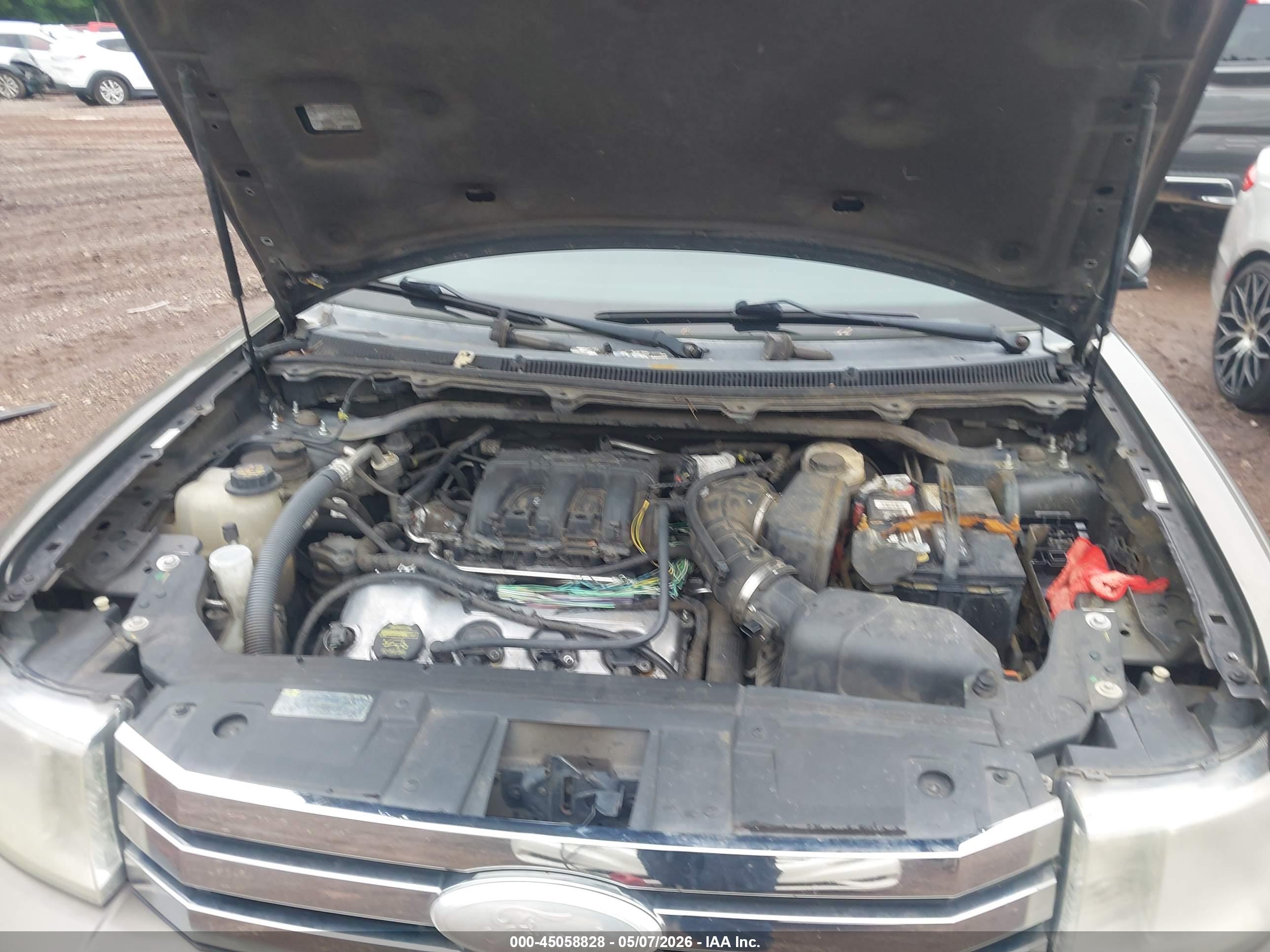 FORD FLEX image 10